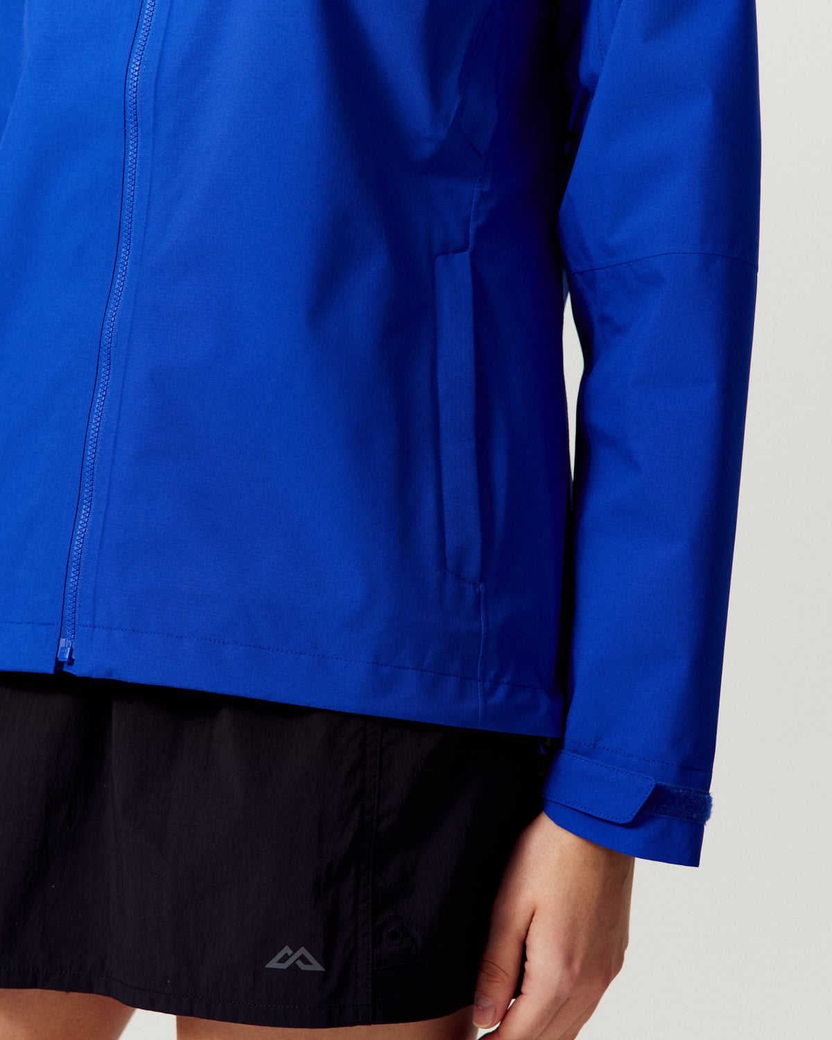 b0476_oya_trailhead_stretch_2_5l_womens_rain_jacket_f_1789692426000
