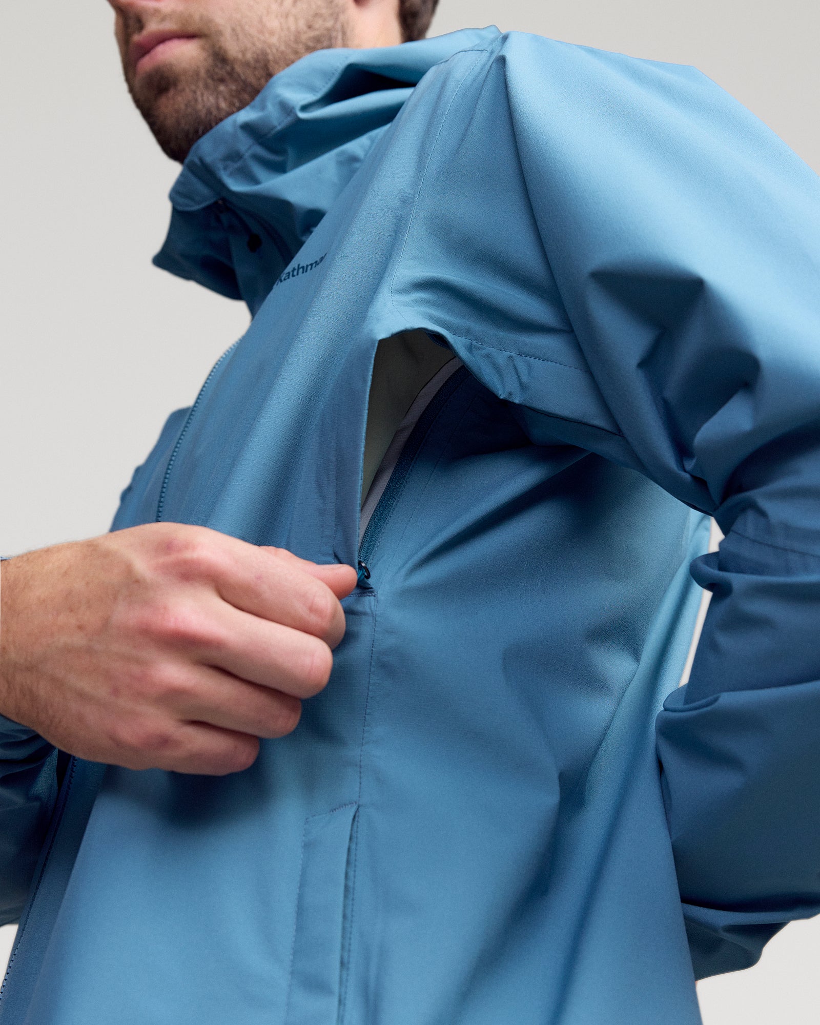 b0477_or3_trailhead_stretch_2_5l_mens_rain_jacke_e_1754351689000