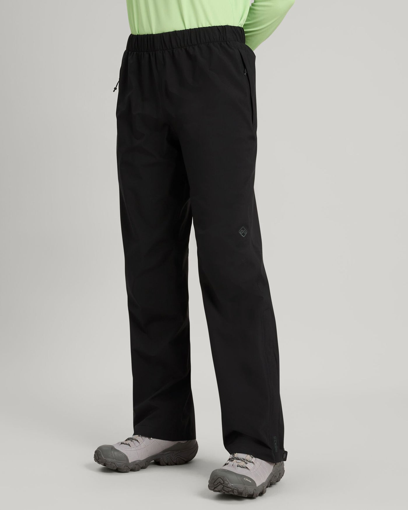 b0478_o4w_trailhead_stretch_2_5l_womens_rain_pants_c_1743633627000
