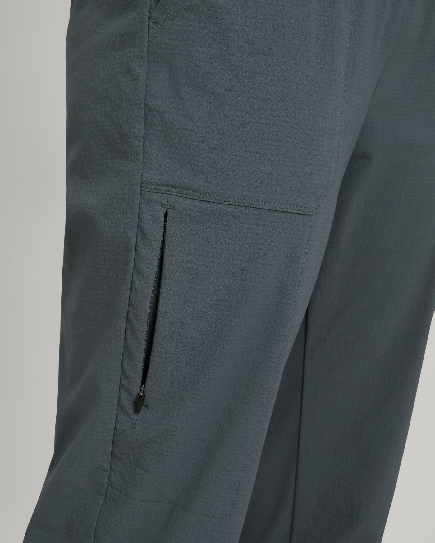 b0498_o4s_miro_womens_tapered_pant_f_1743633618000