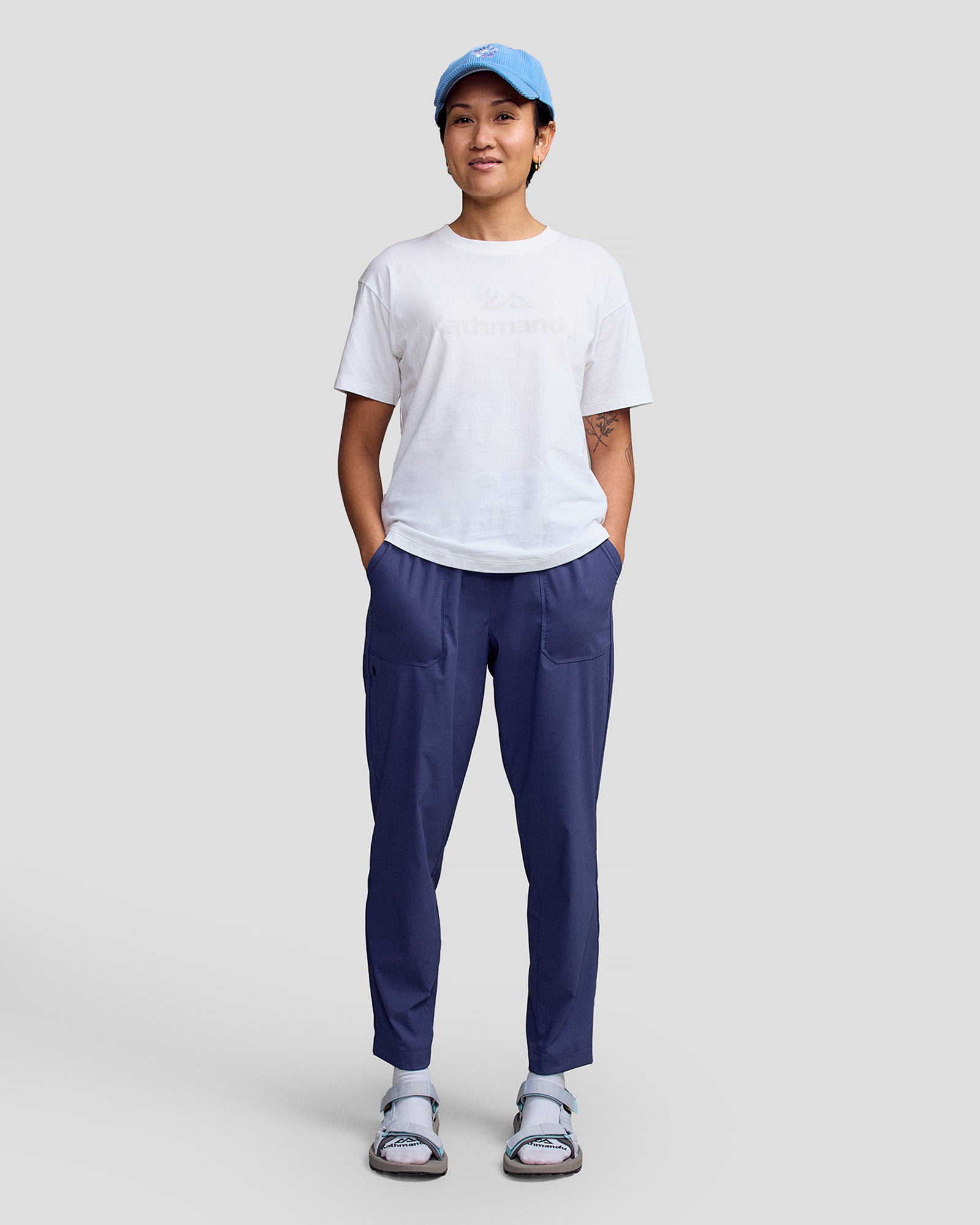 b0498_oji_miro_womens_tapered_pants_blue_m_b_1600x2000_2a2e340_1756934445000