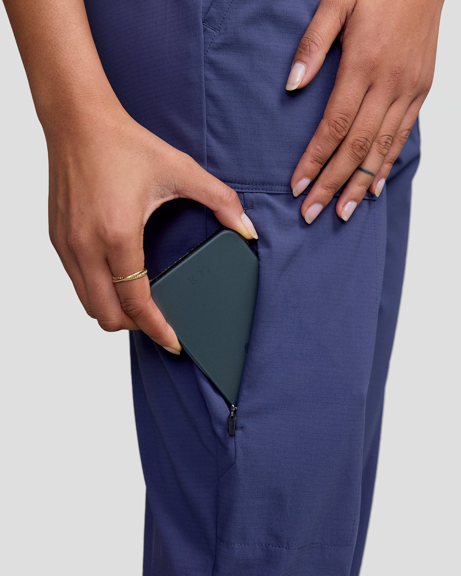 b0498_oji_miro_womens_tapered_pants_blue_m_e_1600x2000_2a2e340_1756934447000