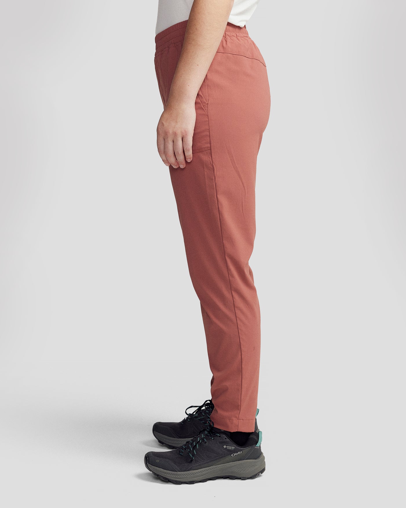 b0498_osw_miro_womens_tapered_pants_pink_m_c_1402x1752_8720218_1756934449000