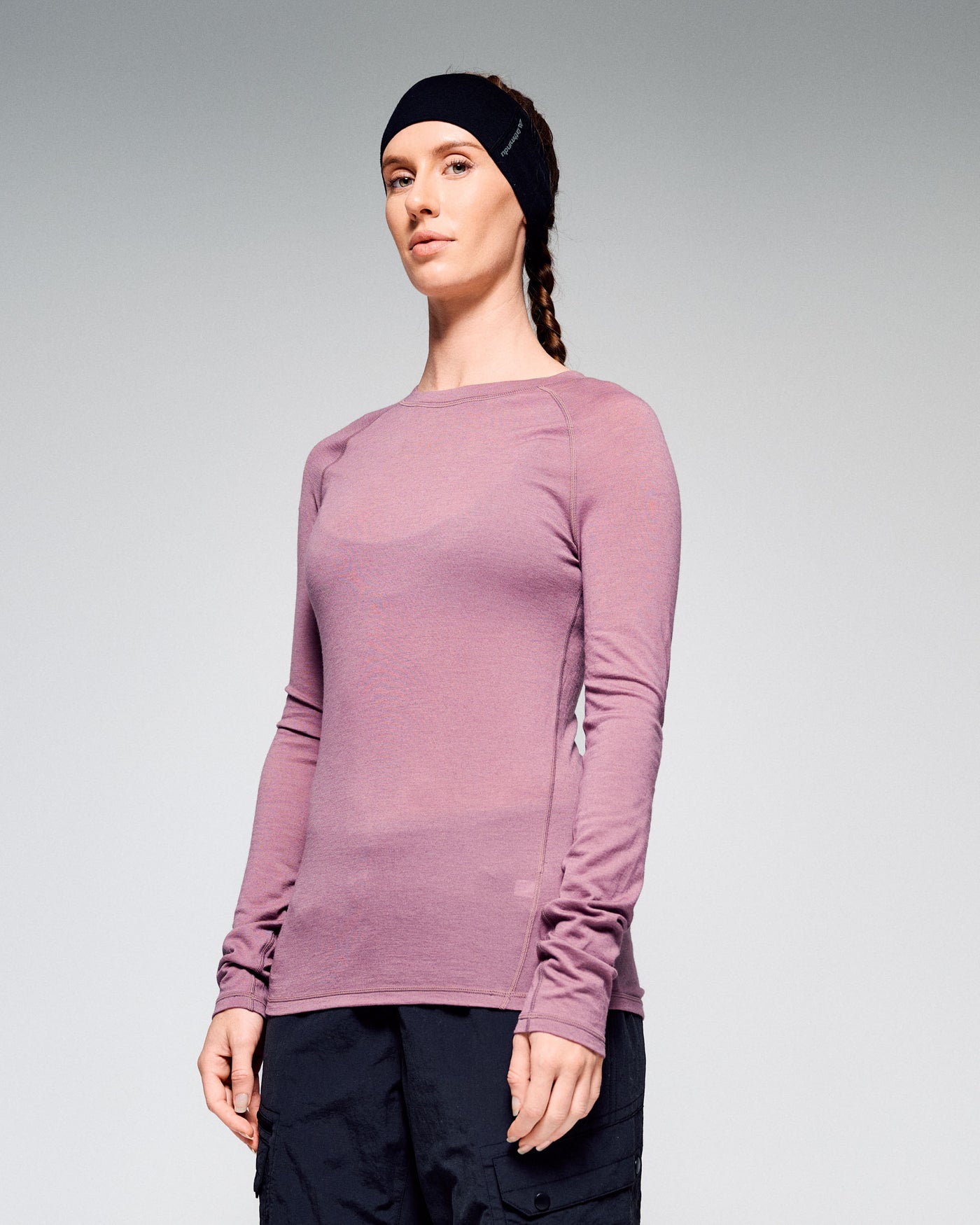 b0542_oug_k_merino_125_womens_baselayer_long_sleeve_top_a_1777437514000