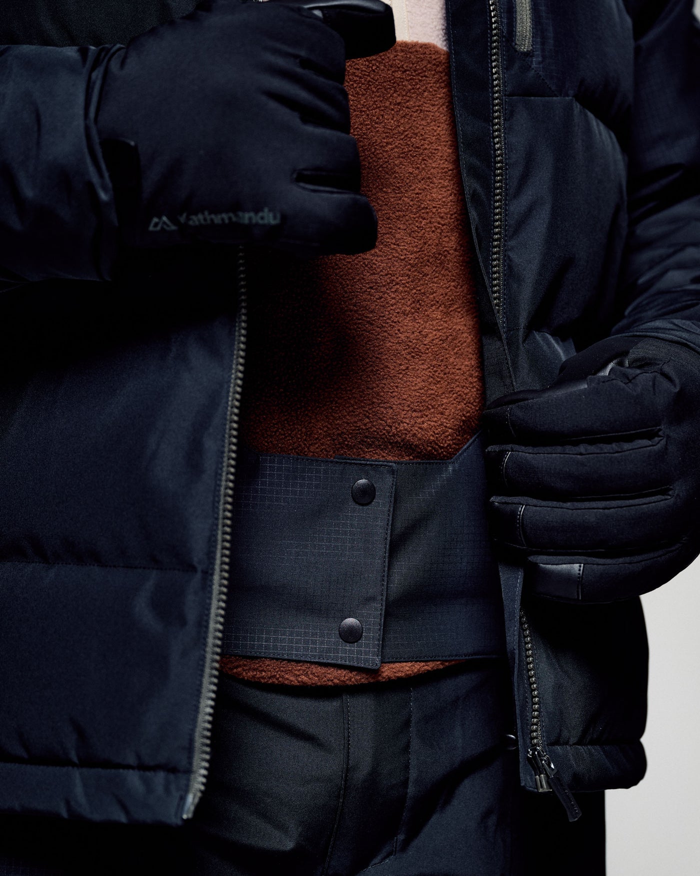 b0558_o4w_pwdr_days_mens_down_snow_jacket_g_1775617048000