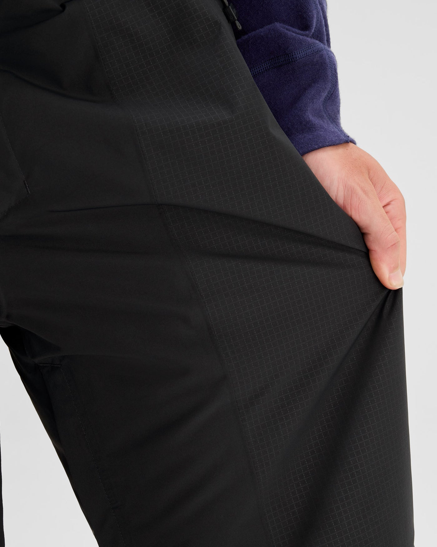 b0563_o4w_pwdr_days_2l_mens_novaloft_snow_pants_i_1743731593000