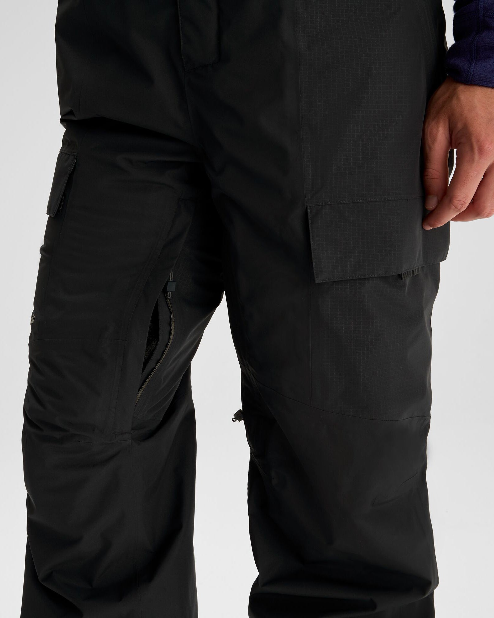 b0564_o4w_pwdr_days_2l_mens_novaloft_snow_bib_h_1744345725000