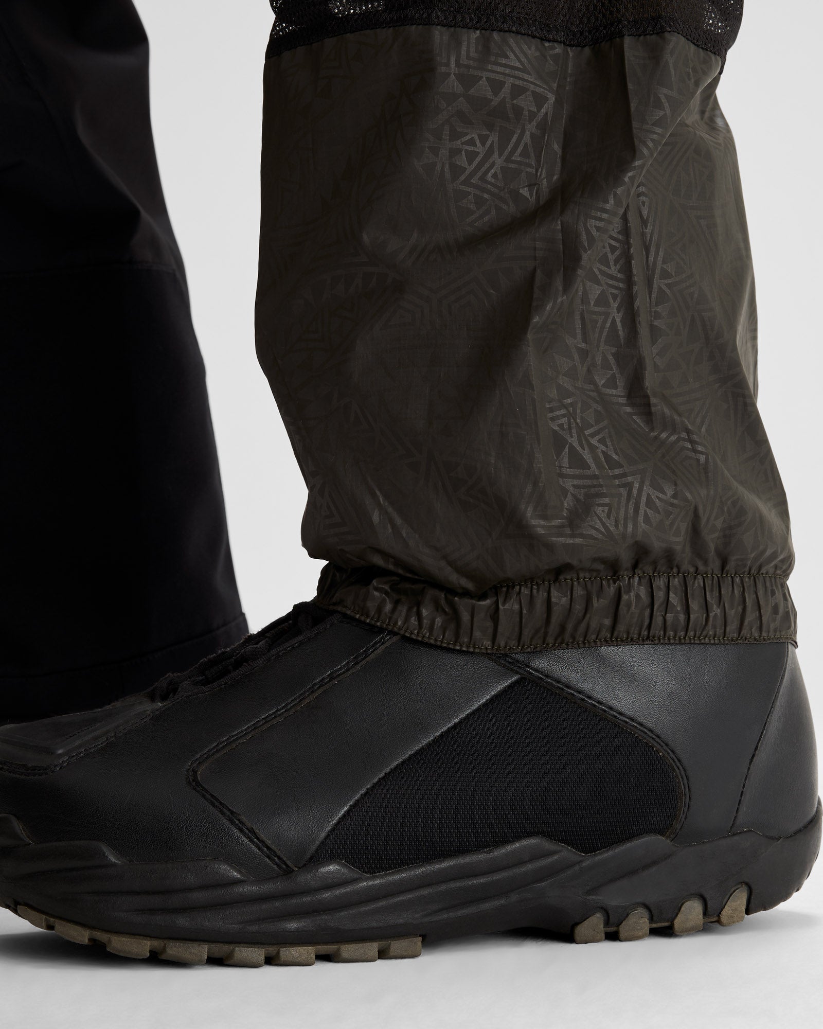 b0565_o4w_pwdr_days_2l_womens_shell_snow_pants_k_1743731601000
