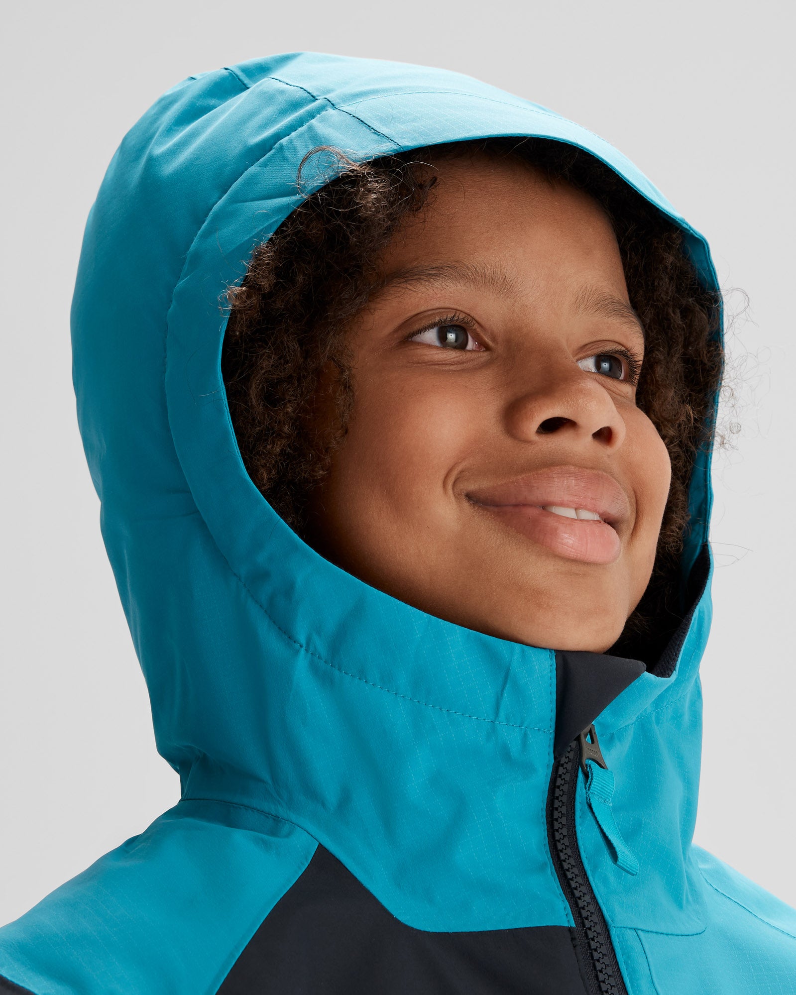 b0571_ogq_pwdr_days_2l_youth_boys_novaloft_snow_jacke_e_1743731672000
