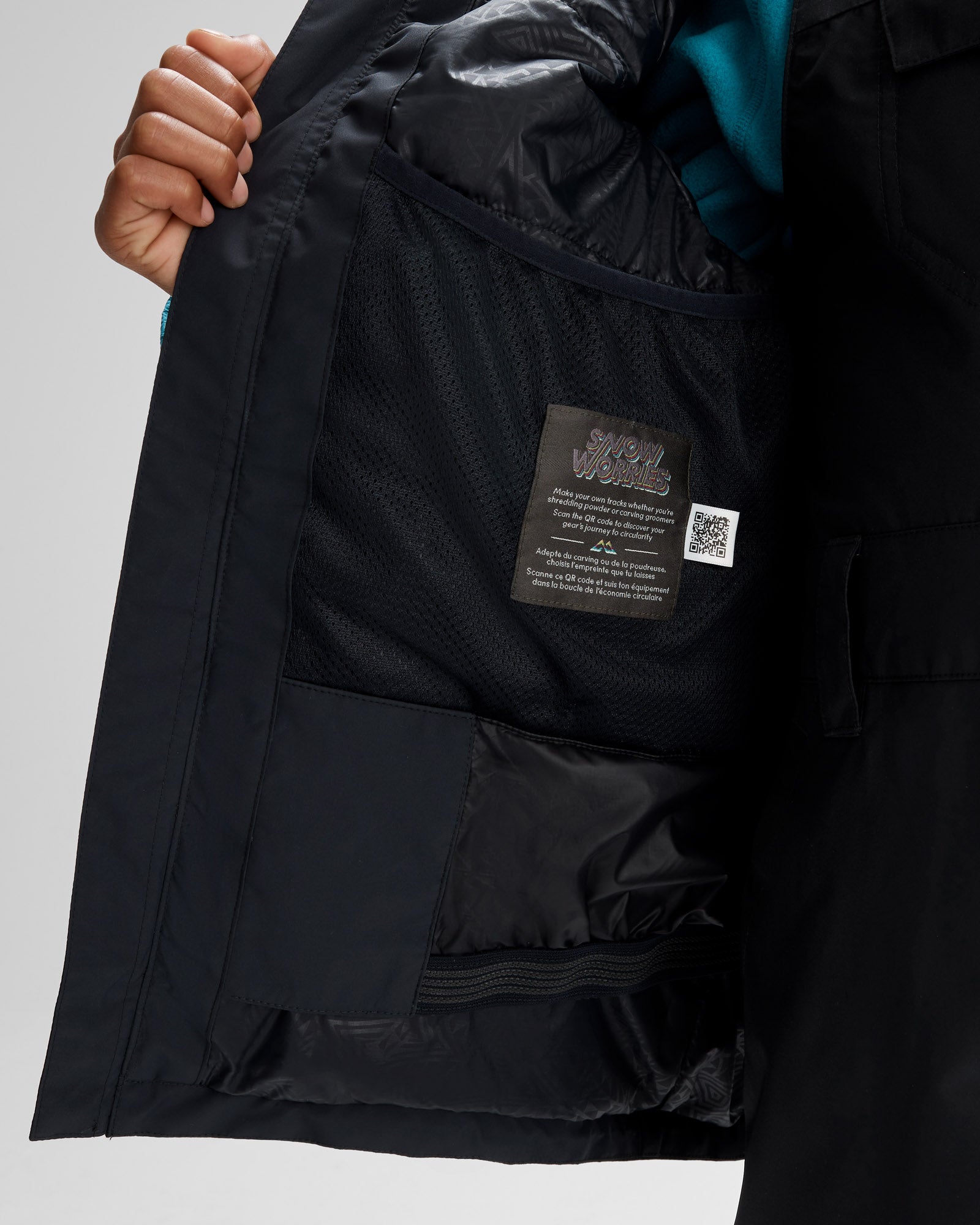 b0571_ogq_pwdr_days_2l_youth_boys_novaloft_snow_jacke_f_1743731673000