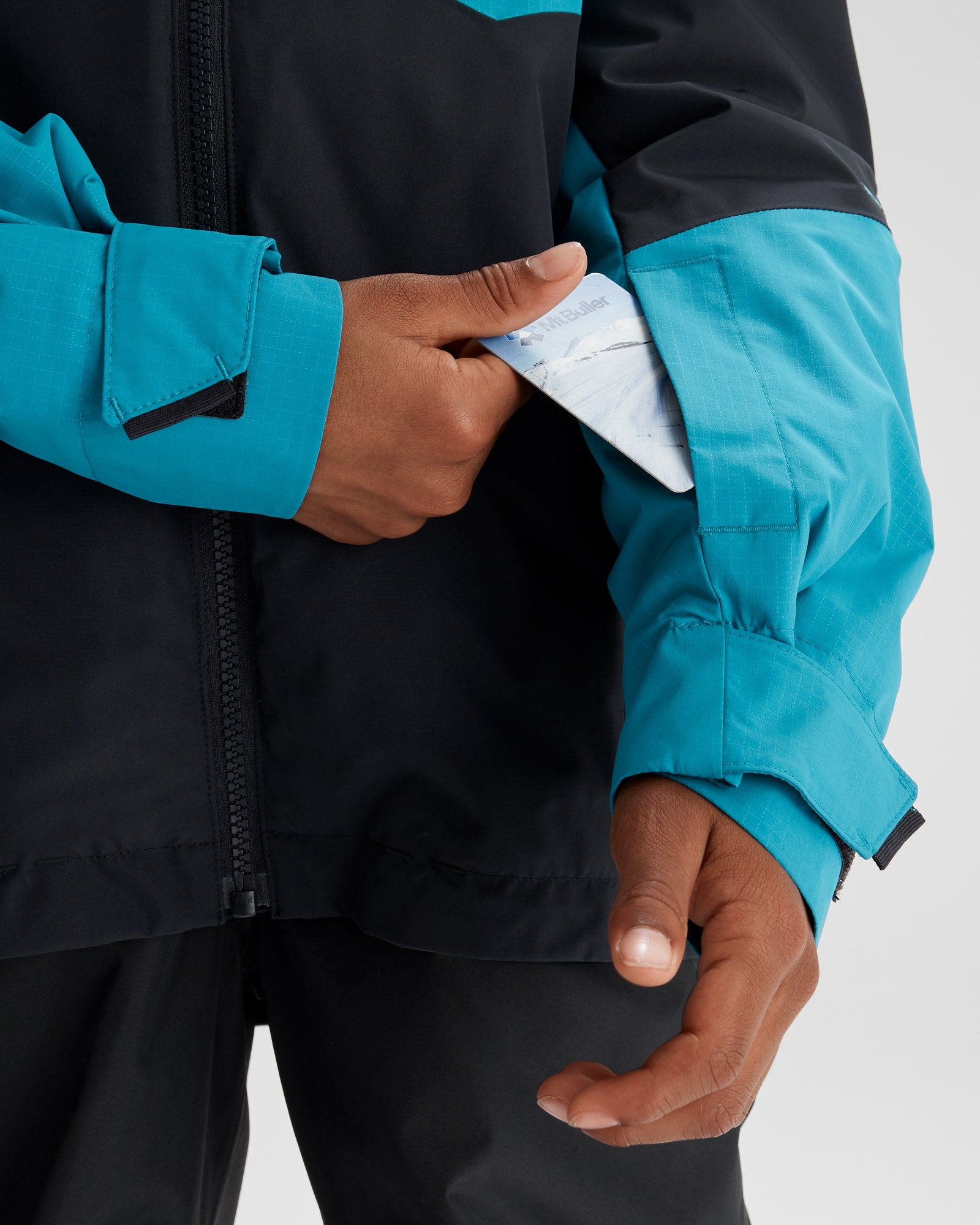 b0571_ogq_pwdr_days_2l_youth_boys_novaloft_snow_jacke_h_1743731674000