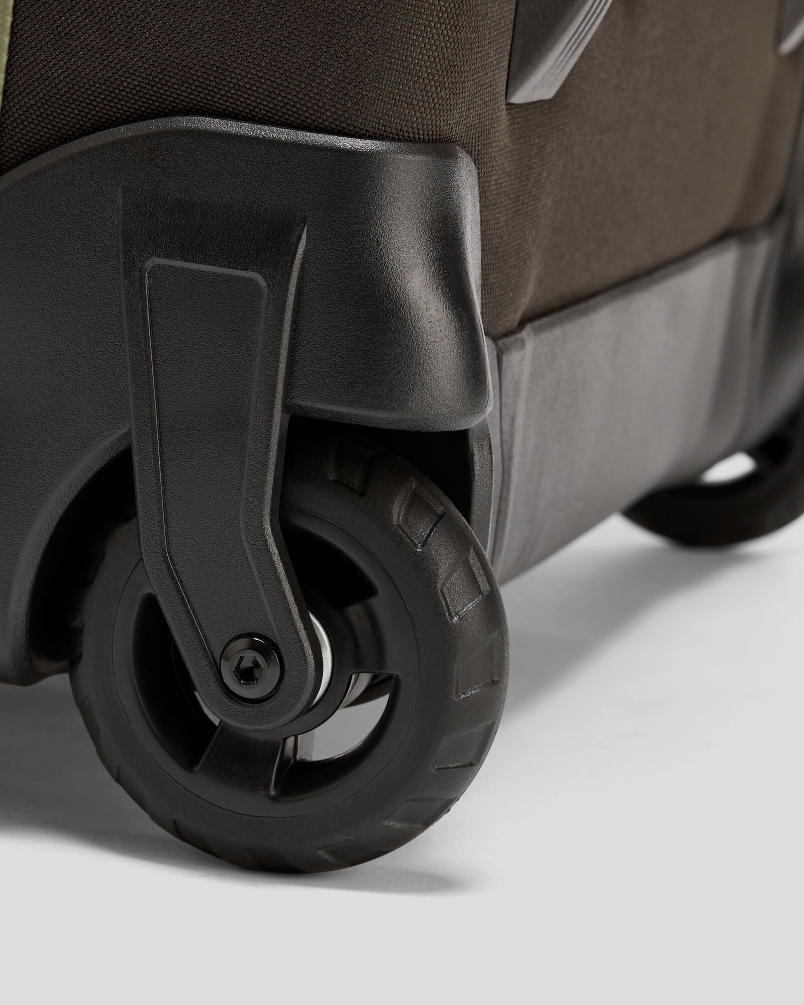 b0582_o4v_indus_roller_70l_h_1743631055000