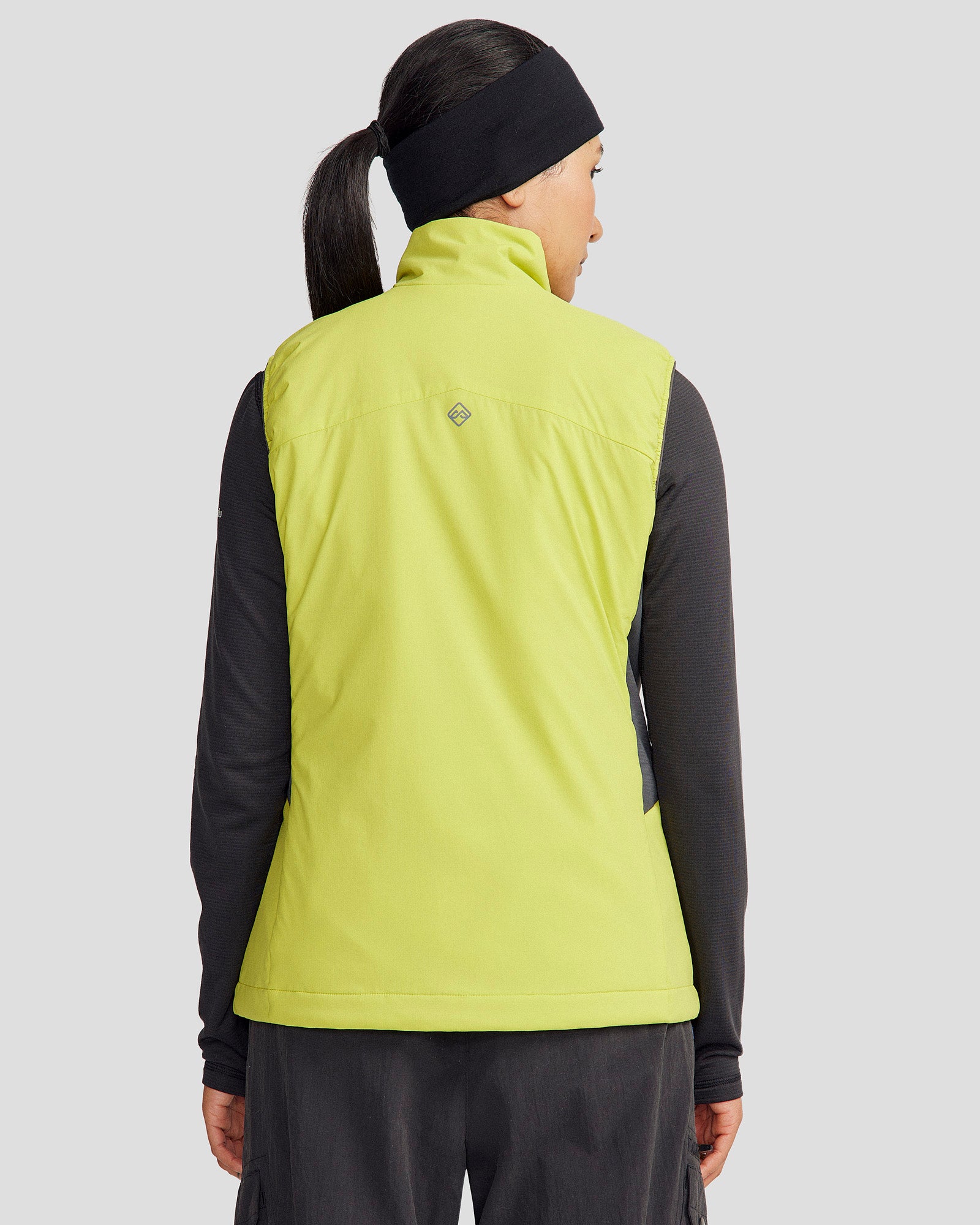 b0614_olg_seeker_womens_primaloft_active_vest_d_1743629073000