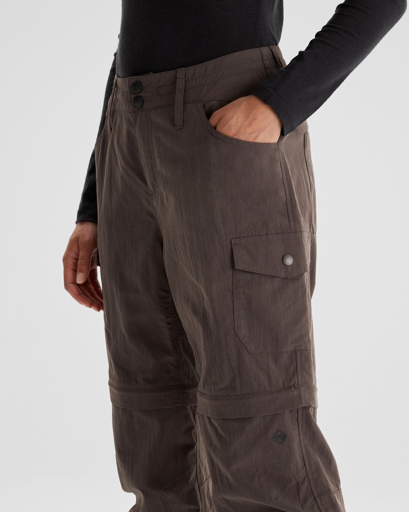 b0639_o4o_evry_day_womens_convertible_pants_h_1743633296000