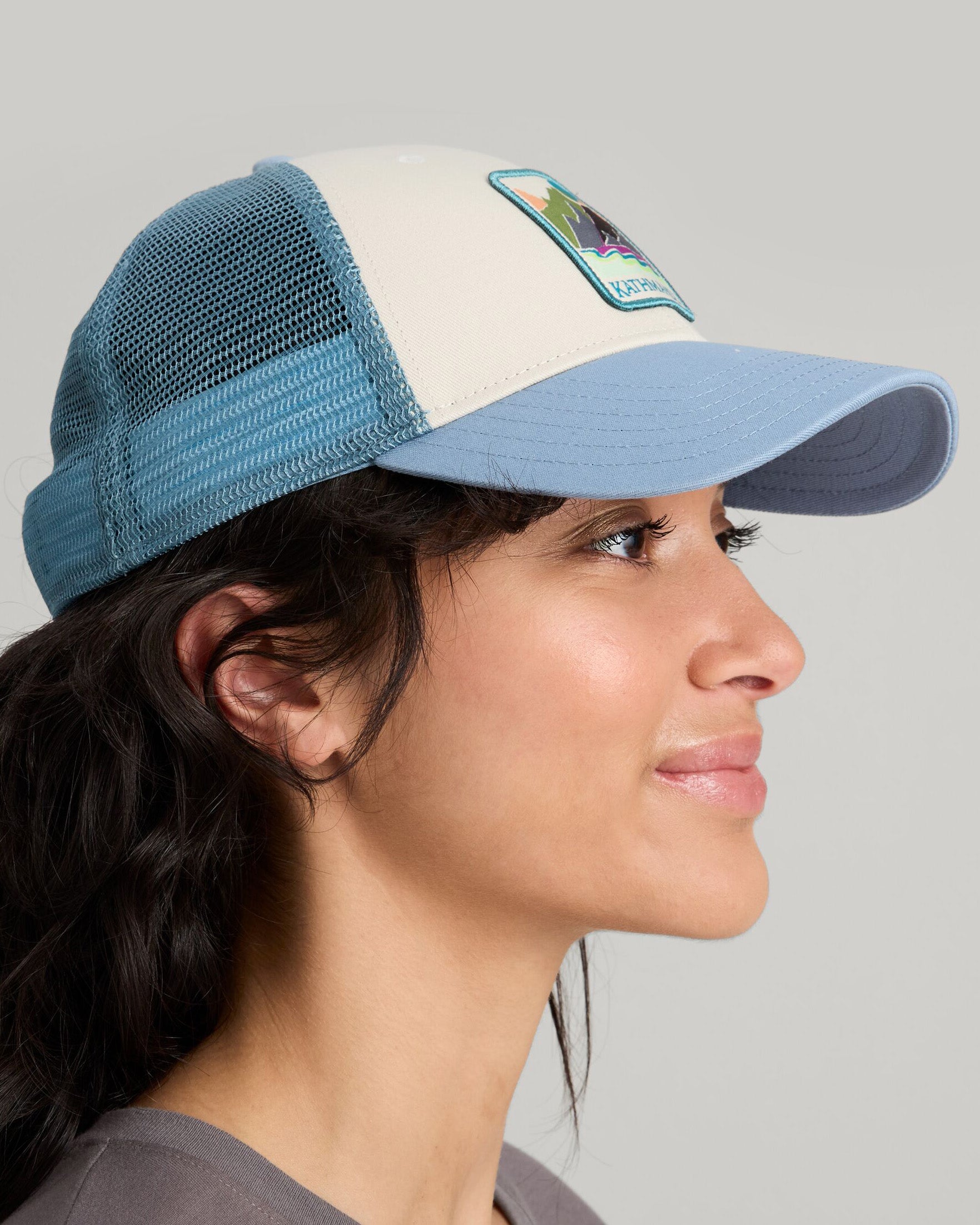 b0641_ofi_trucker_low_cap_v2_natural_blue_g_1743629567000