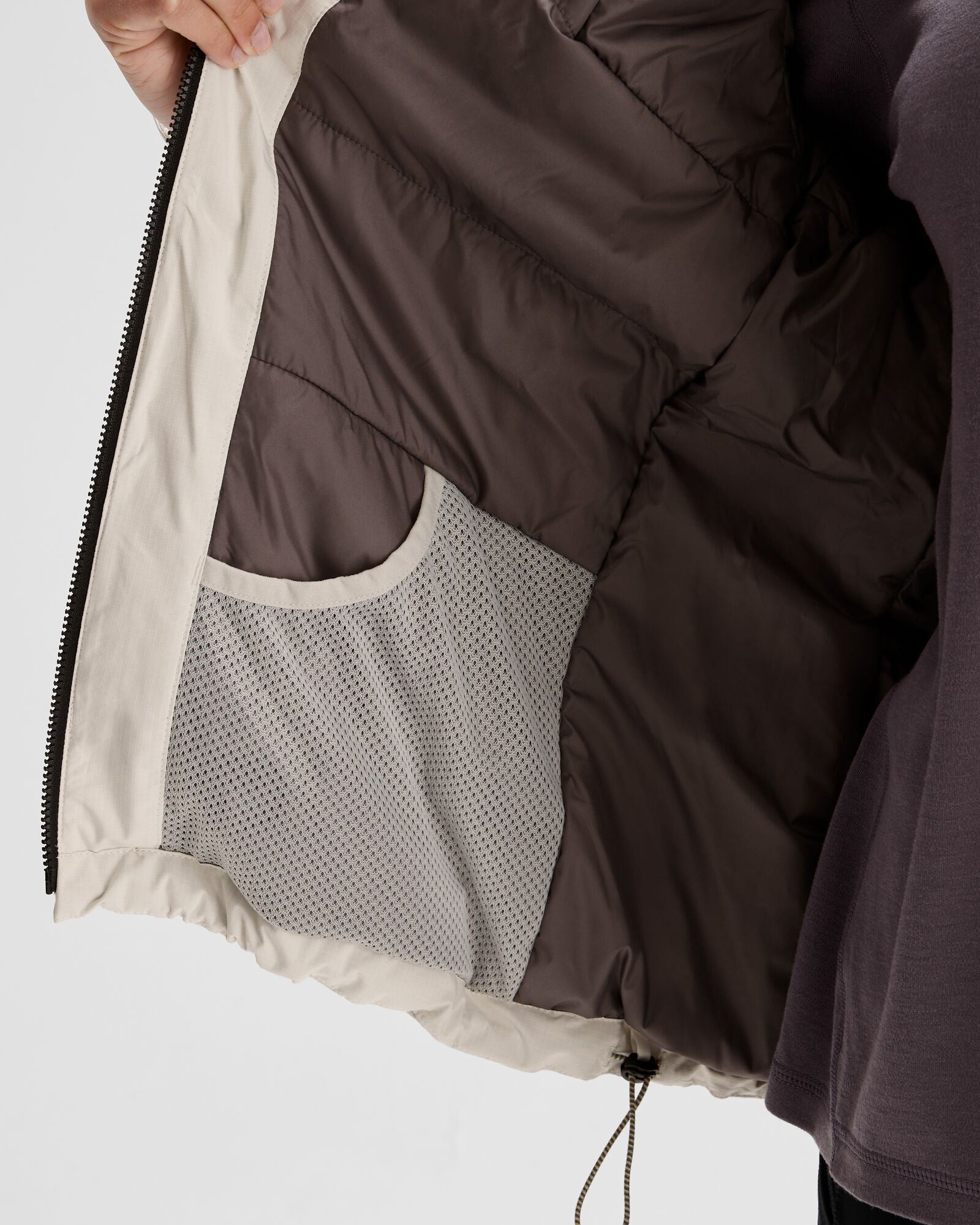 b0648_013_trailhead_2l_womens_novaloft_rain_jacket_n_j_1743633271000