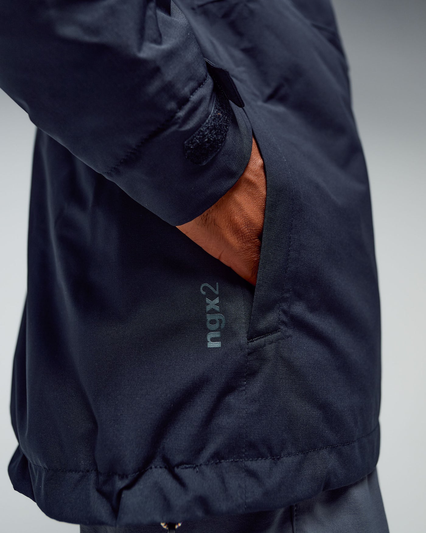 b0649_o4w_mens_trailhead_2l_insulated_rain_jacket_e_1768348941000