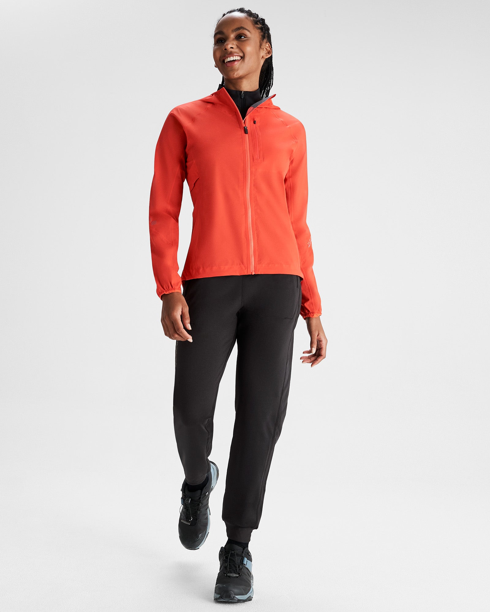 b0651_oi7_seeker_womens_2_5l_rain_jacket_b_1743629124000