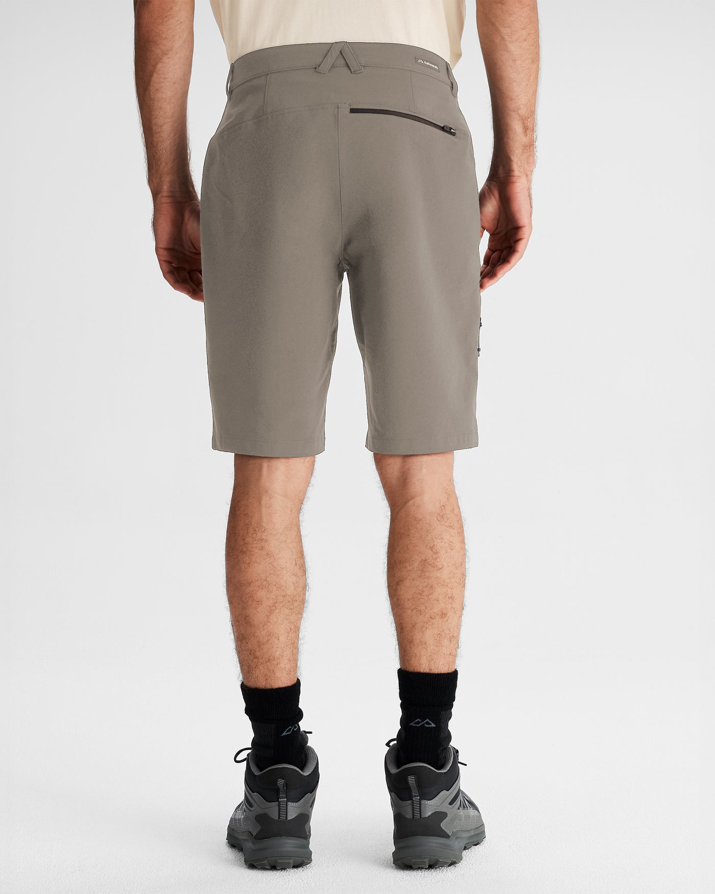 b0662_b88_flinders_mens_10_inch_shor_d_1747267520000