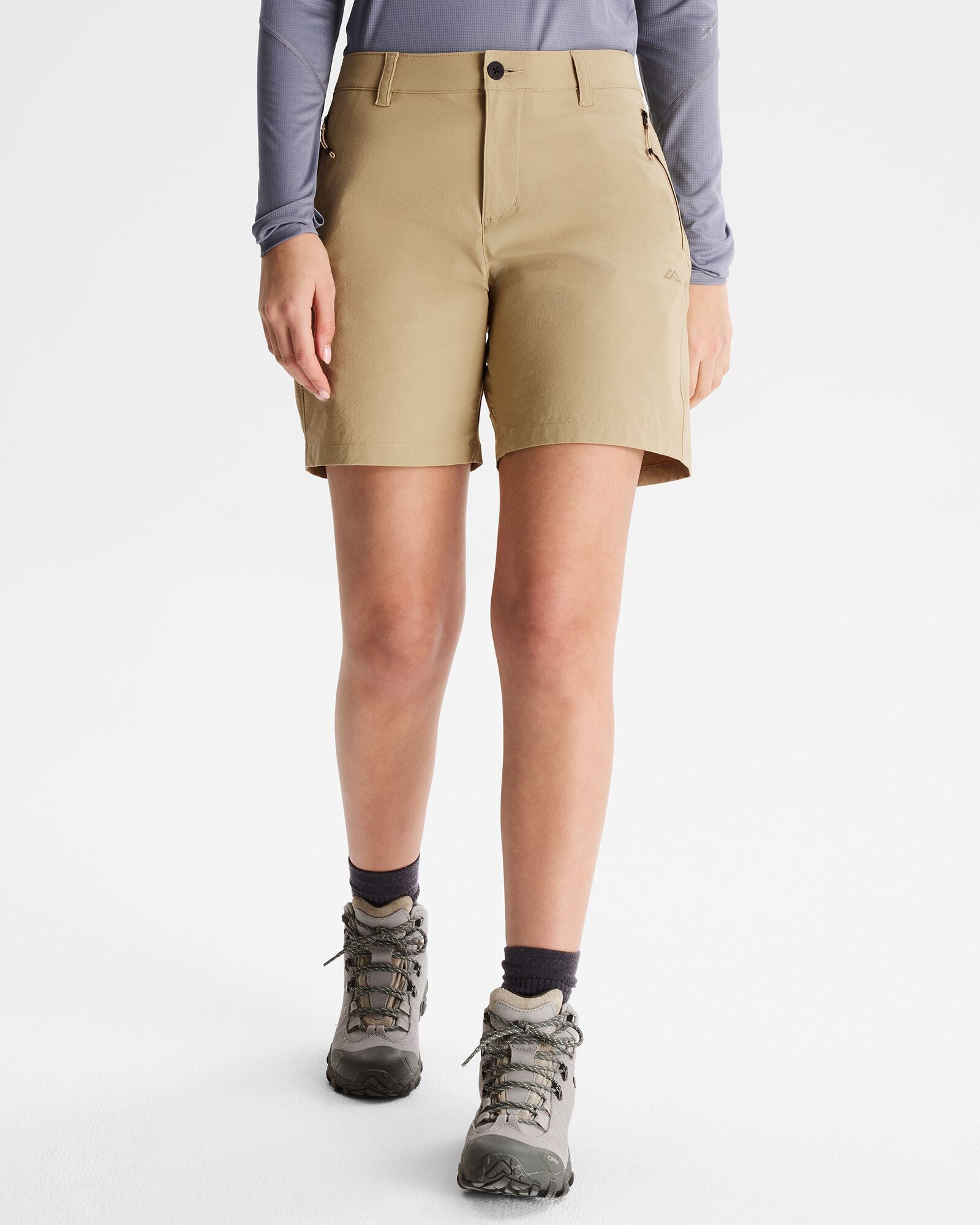 b0663_naa_flinders_womens_7_inch_shorts_a_1743633127000
