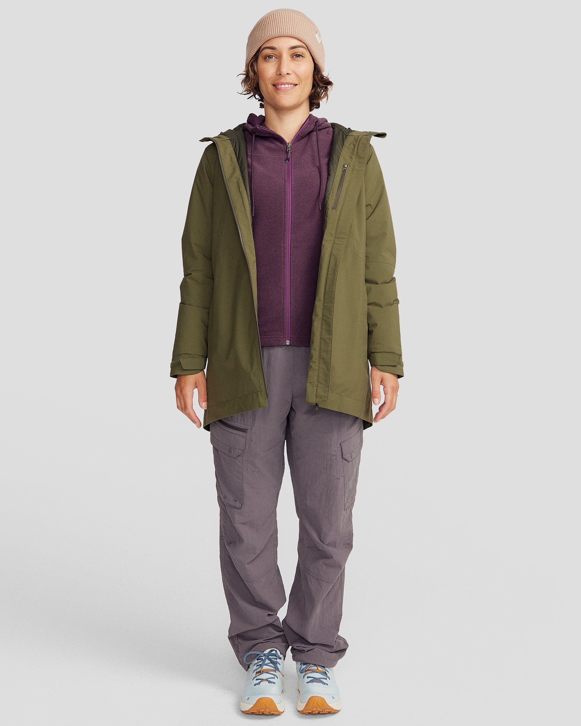 b0685_ojy_trailhead_2l_womens_nova_loft_rain_parka_green_m_b_1745458723000