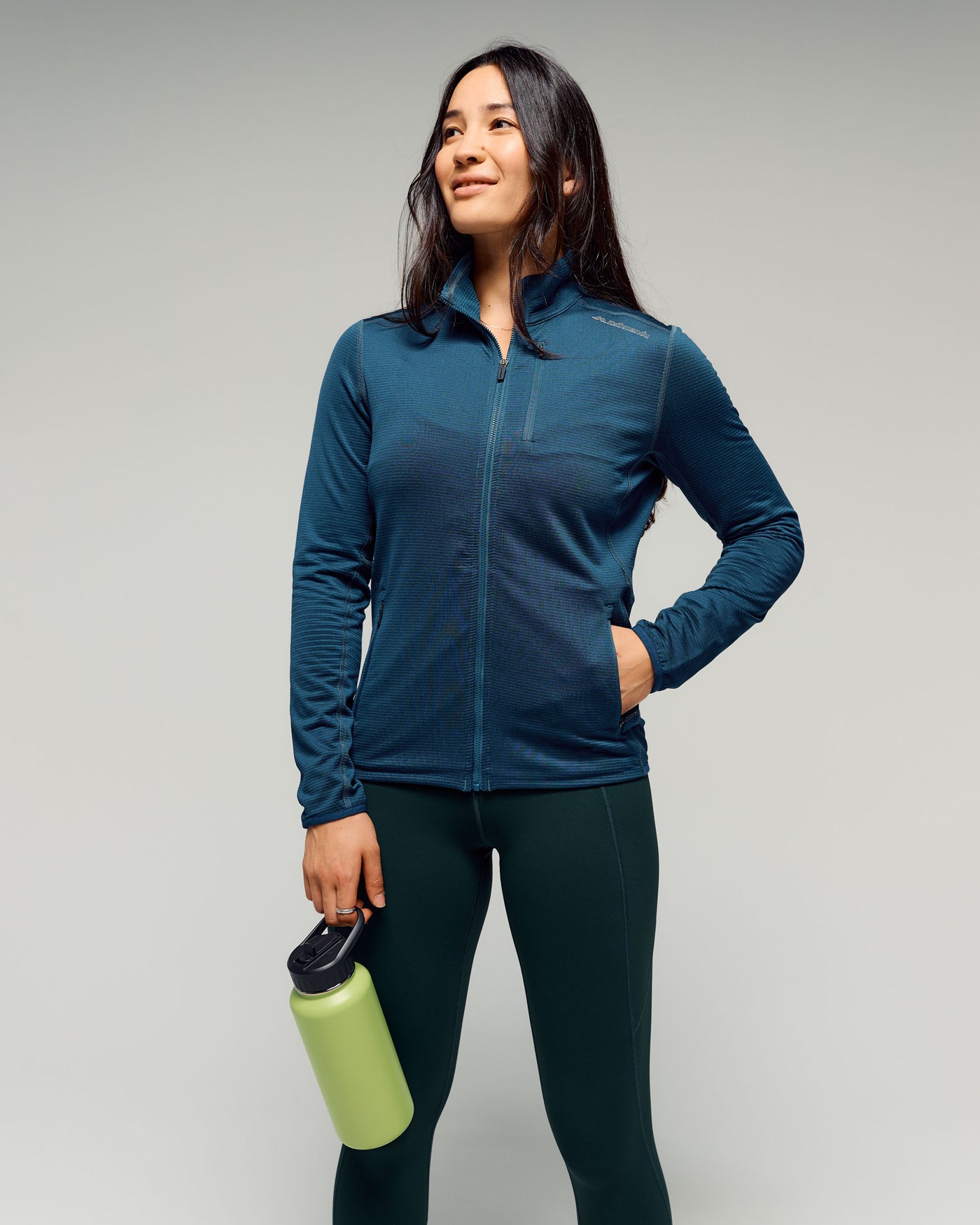 b0722_o8c_seeker_fleece_womens_jacket_a_1769720678000