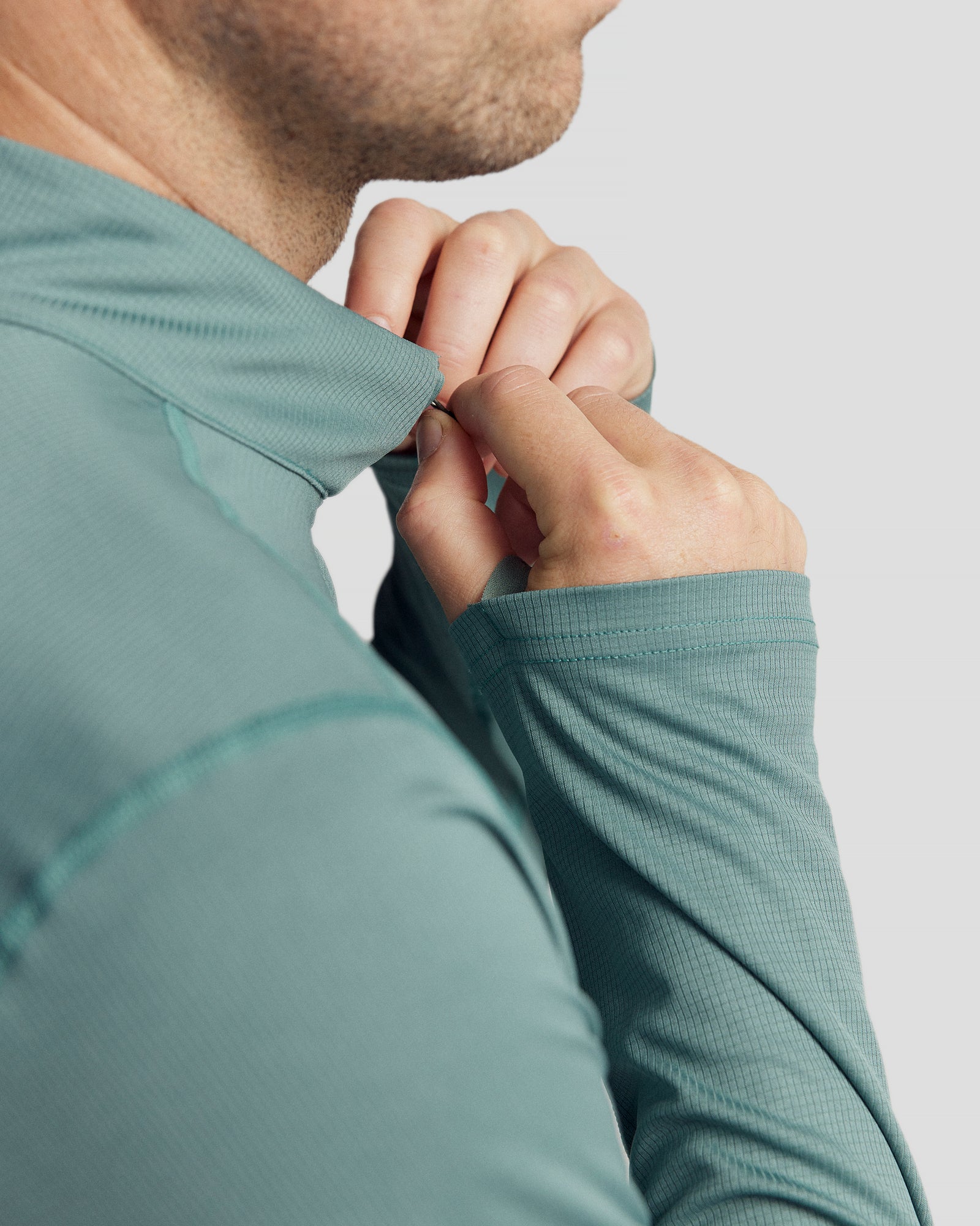 b0729_or5_seeker_mens_1_4_zip_long_sleeve_top_green_m_f_1600x2000_2a2e340_1756934428000