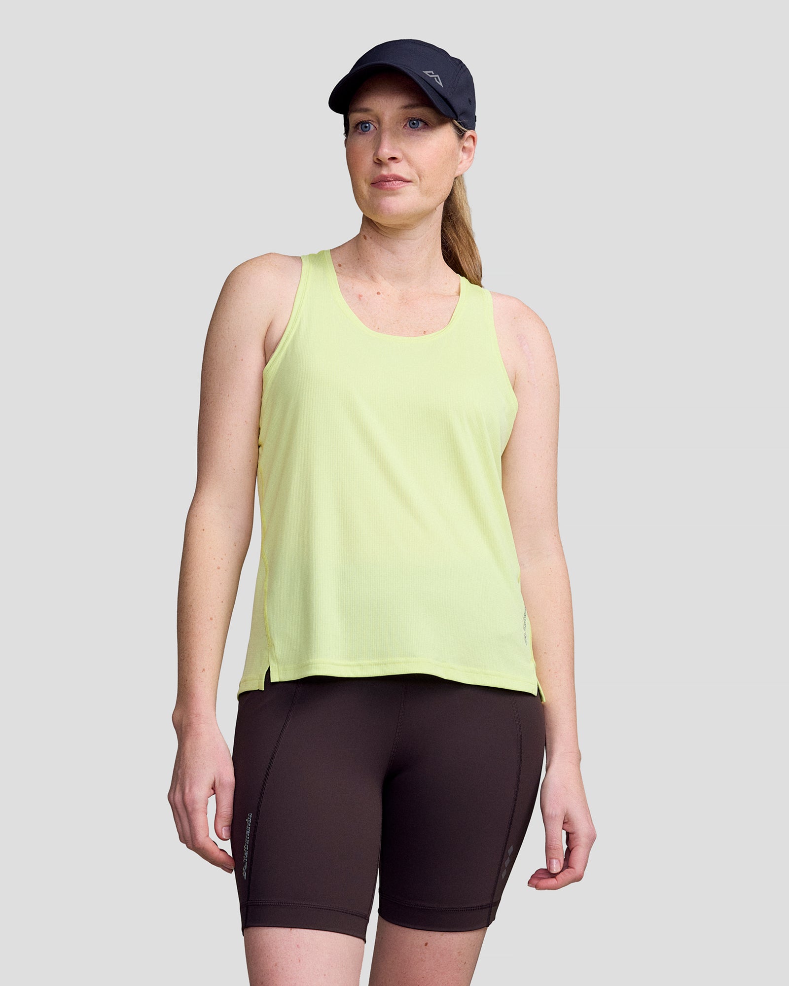 b0734_os0_seeker_womens_tank_yellow_m_a_1600x2000_2a2e340_1756934393000