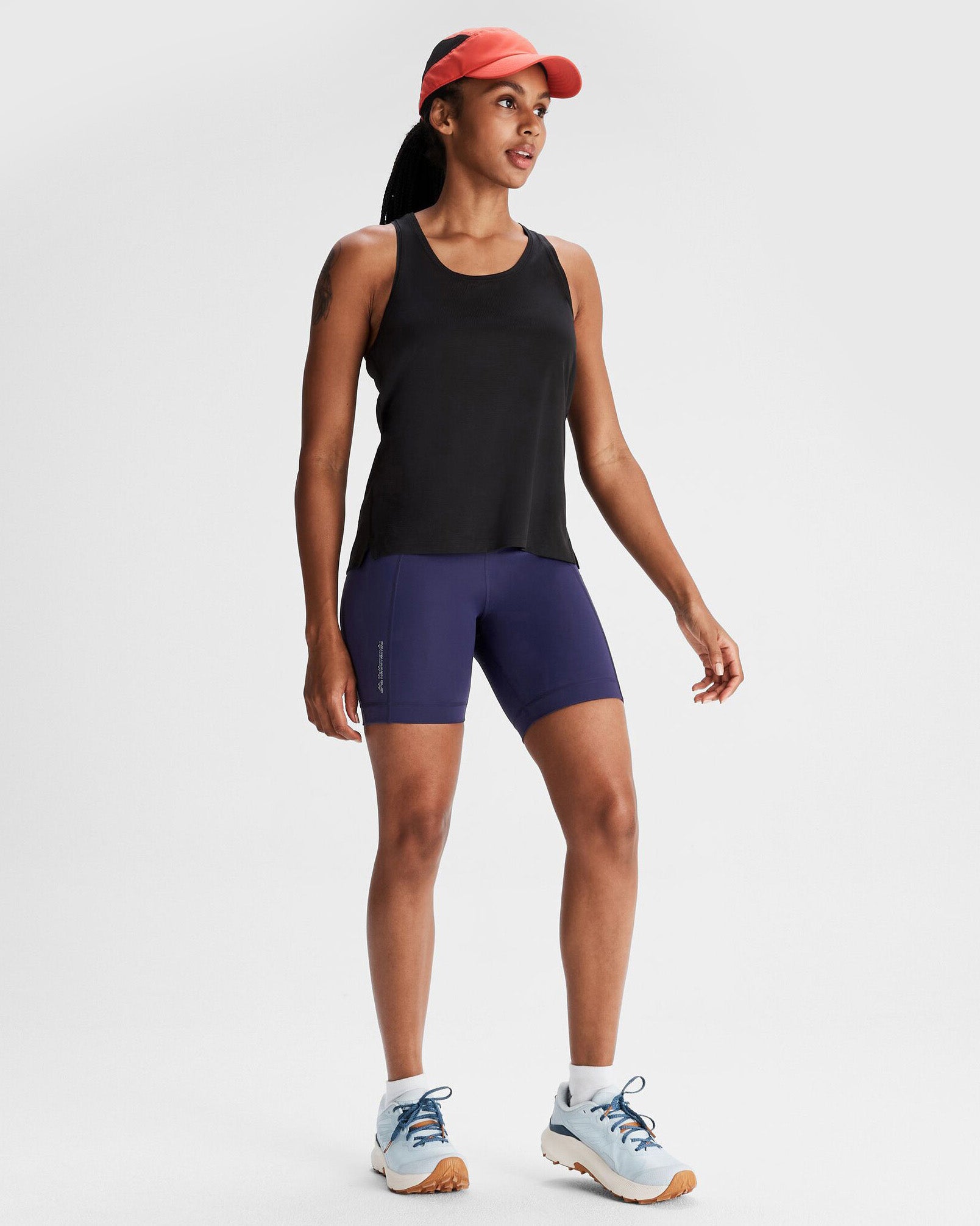 b0735_ofc_seeker_womens_7_inch_tight_shorts_b_1743632933000