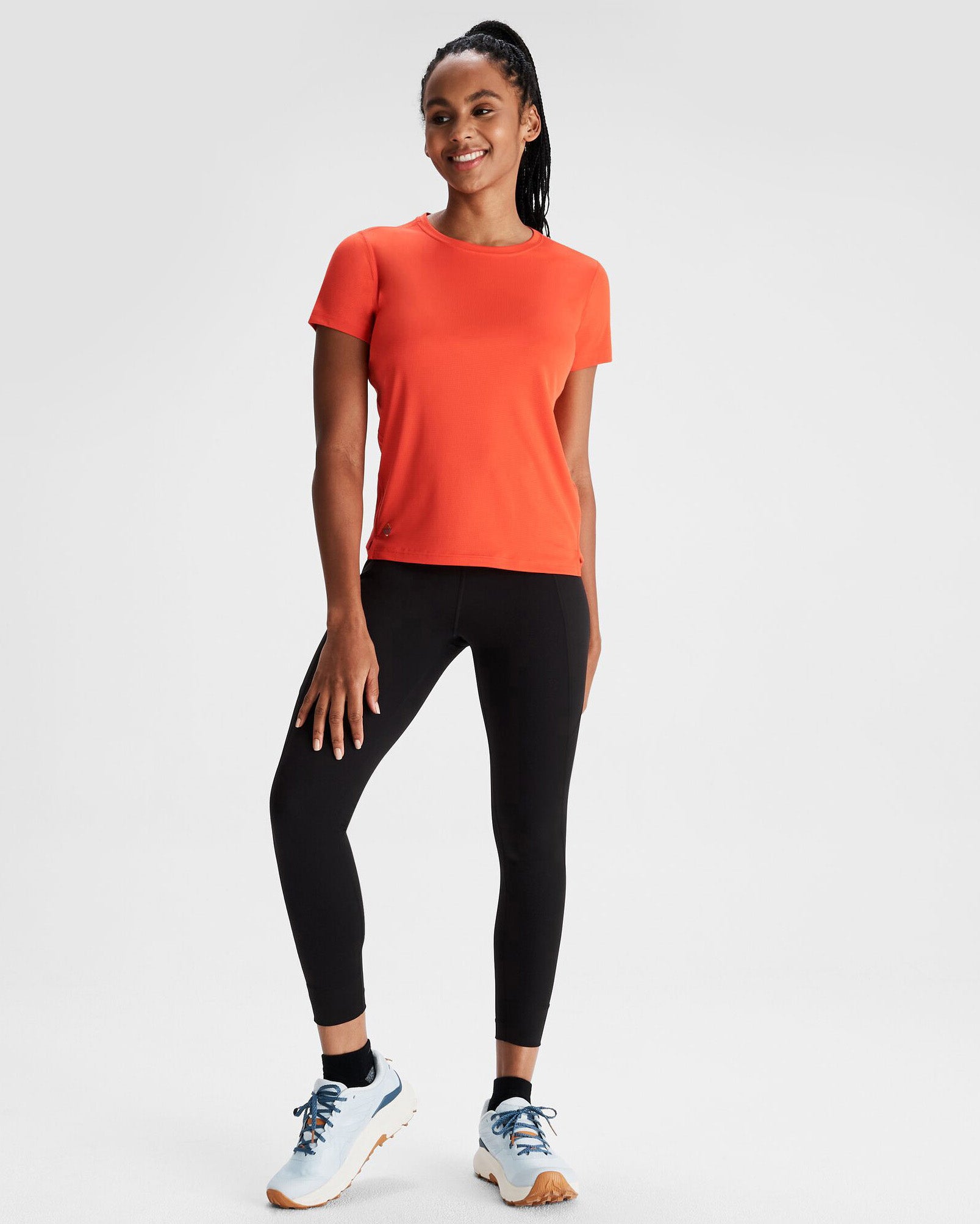 b0736_o4w_seeker_womens_7_8_leggings_b_1743632936000