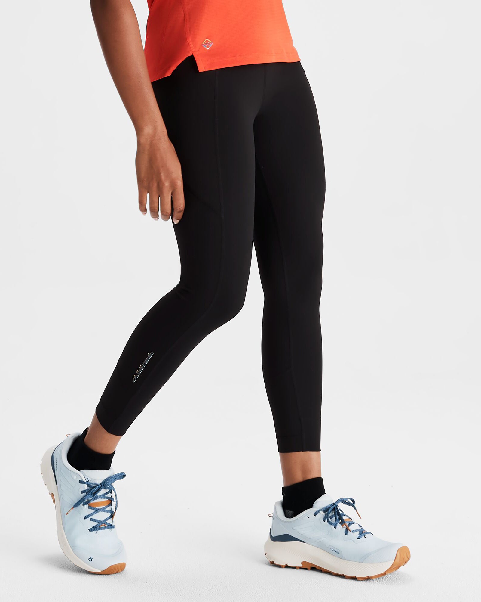 b0736_o4w_seeker_womens_7_8_leggings_c_1743632937000