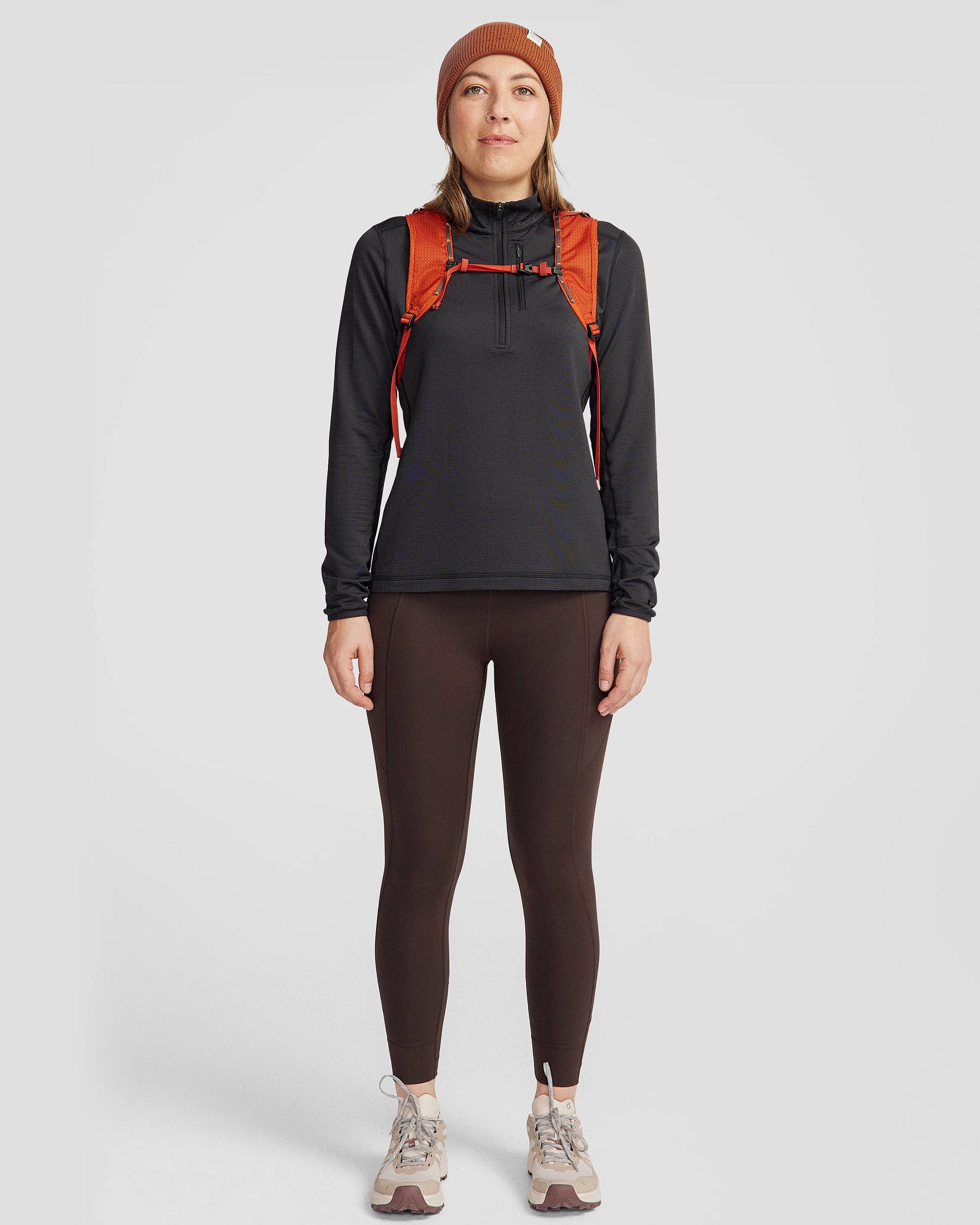 b0736_of9_seeker_womens_7_8_leggings_b_1743629029000