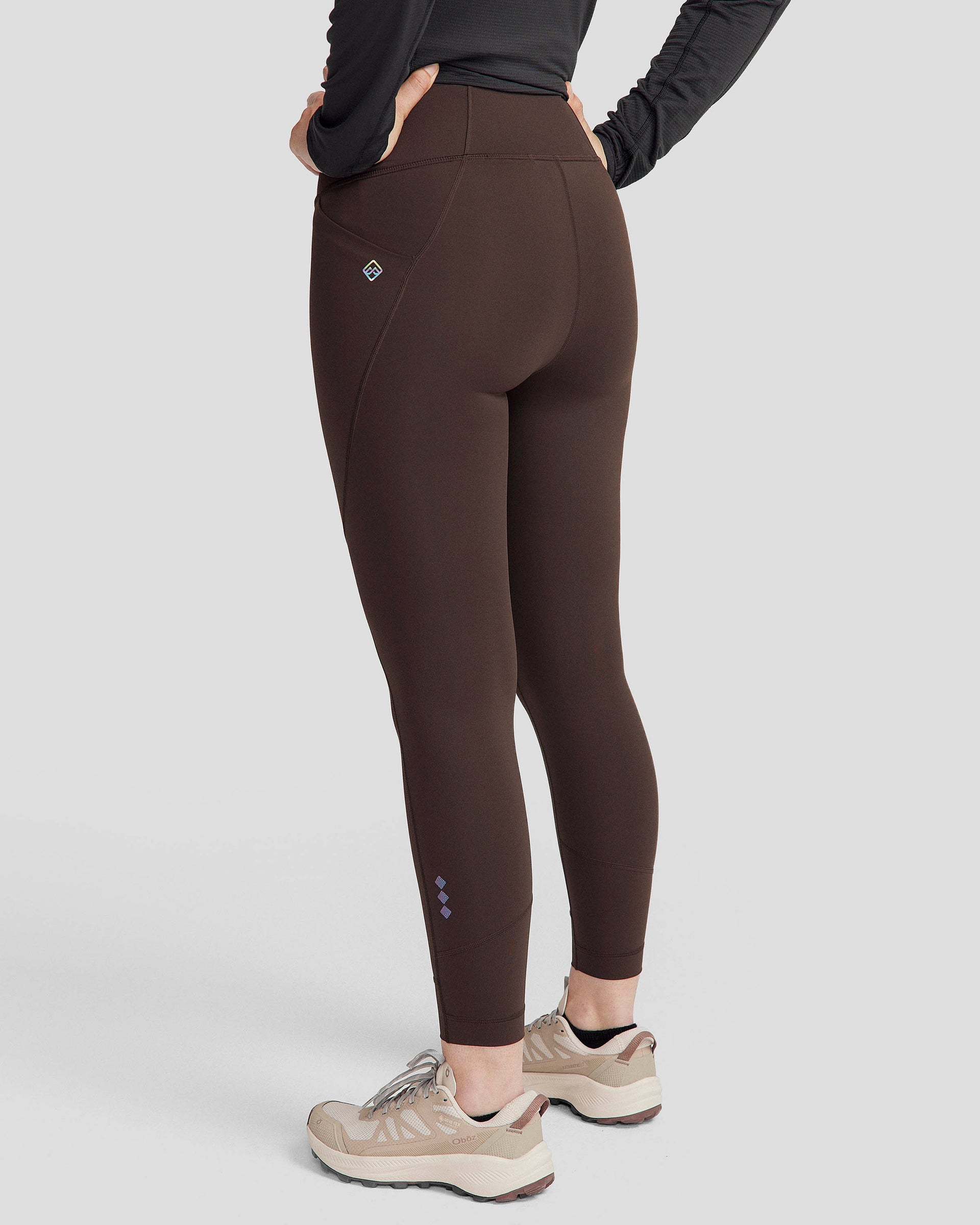 b0736_of9_seeker_womens_7_8_leggings_d_1743628818000