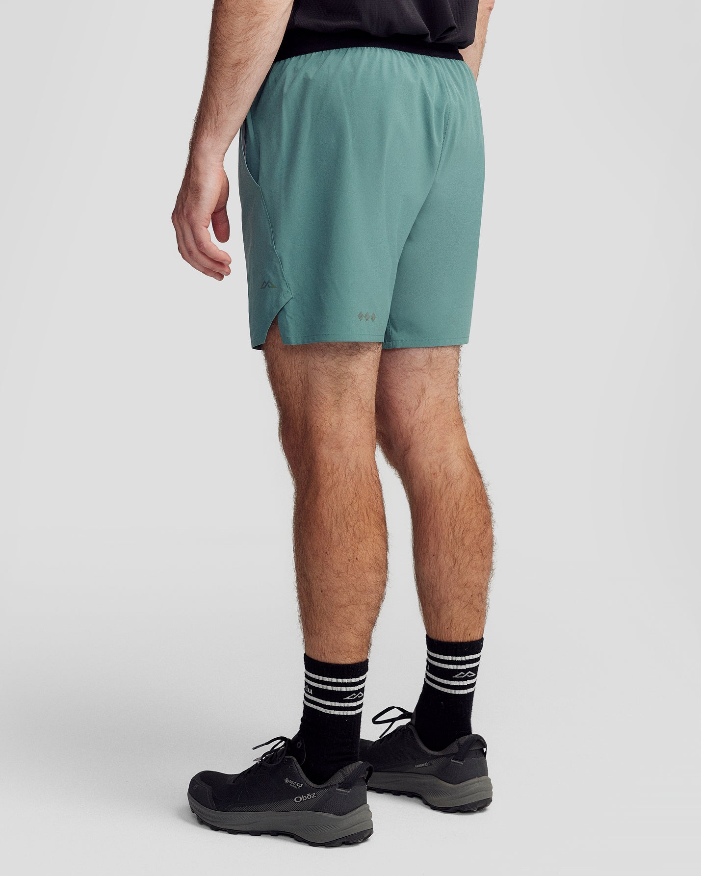 b0740_or5_seeker_mens_7inch_shorts_green_d_1429x1786_e1cbf13_1756934378000