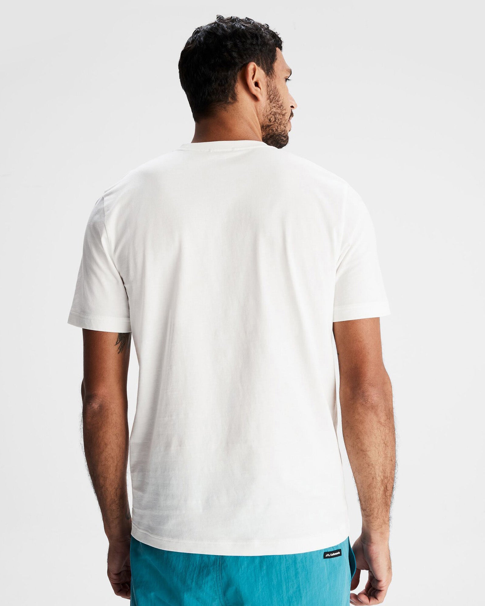 b0751_002_logo_fill_mens_organic_cotton_short_sleeve_tee_c_1743632845000