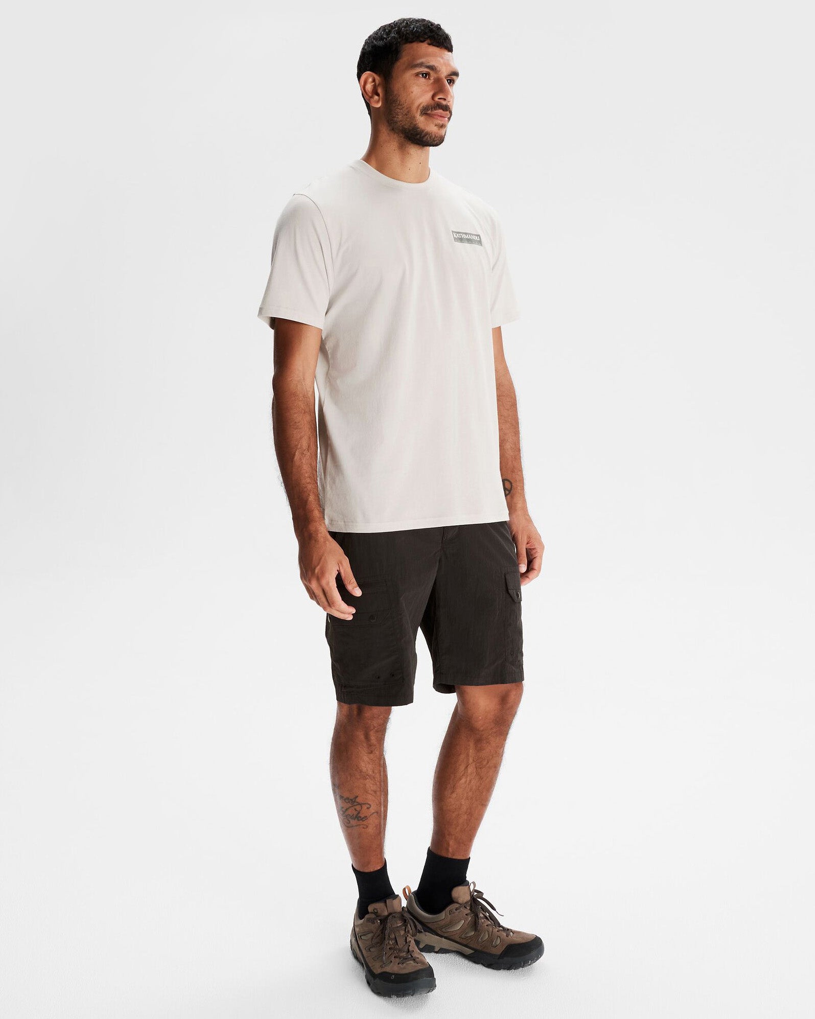 b0752_oi8_heritage_logo_mens_organic_cotton_short_sleeve_te_b_1743632856000