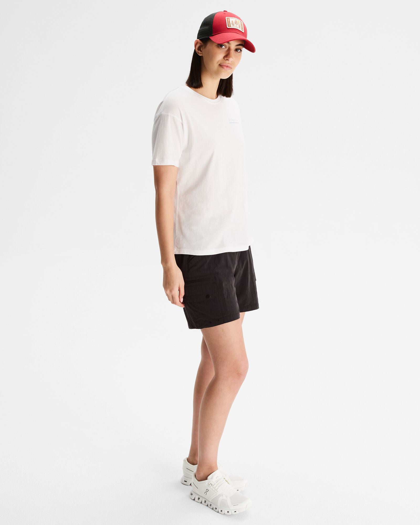 b0757_002_heritage_logo_womens_organic_cotton_short_sleeve_tee_b_1744345483000