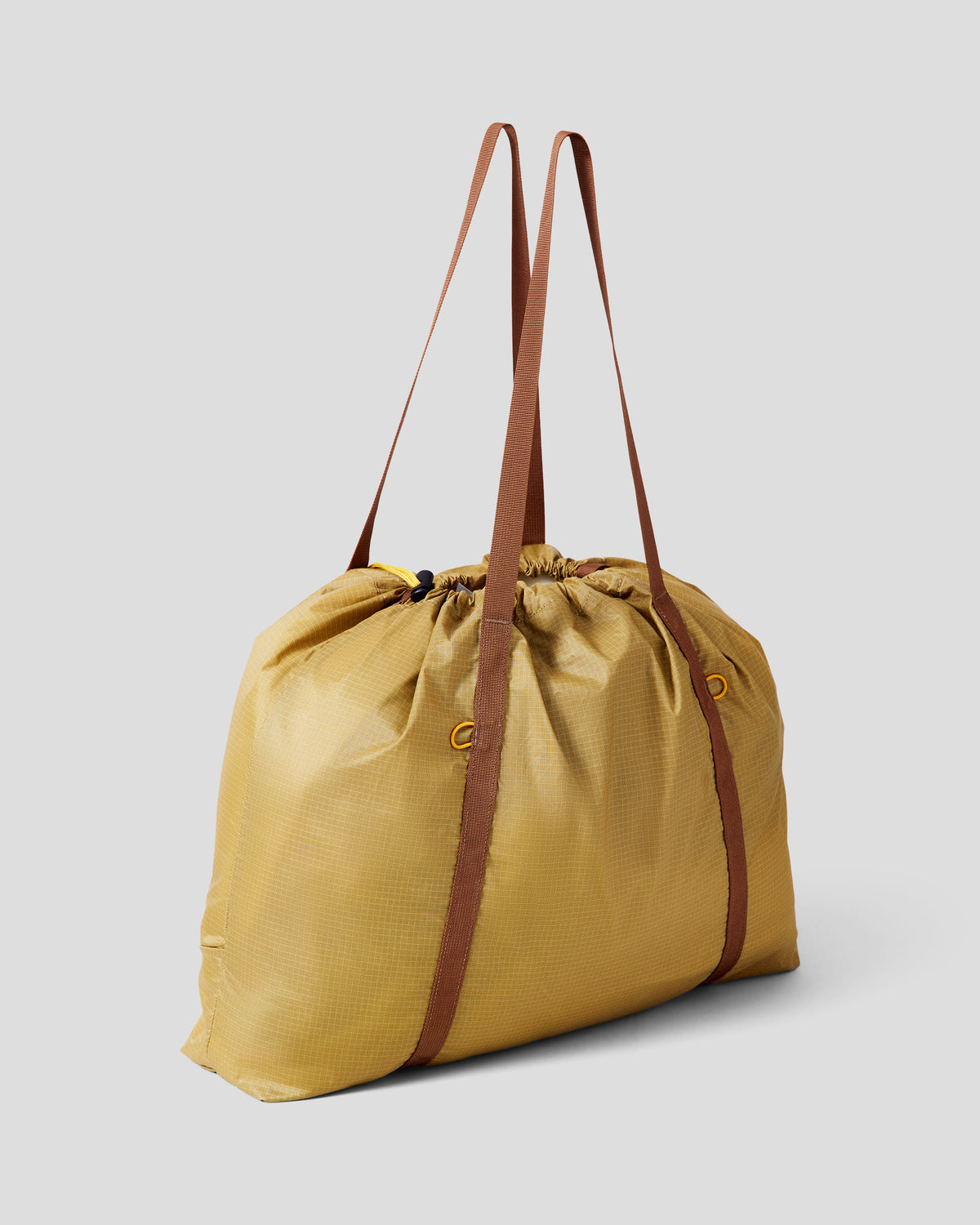 b0779_nza_pack_and_go_tote_f_1789531406000