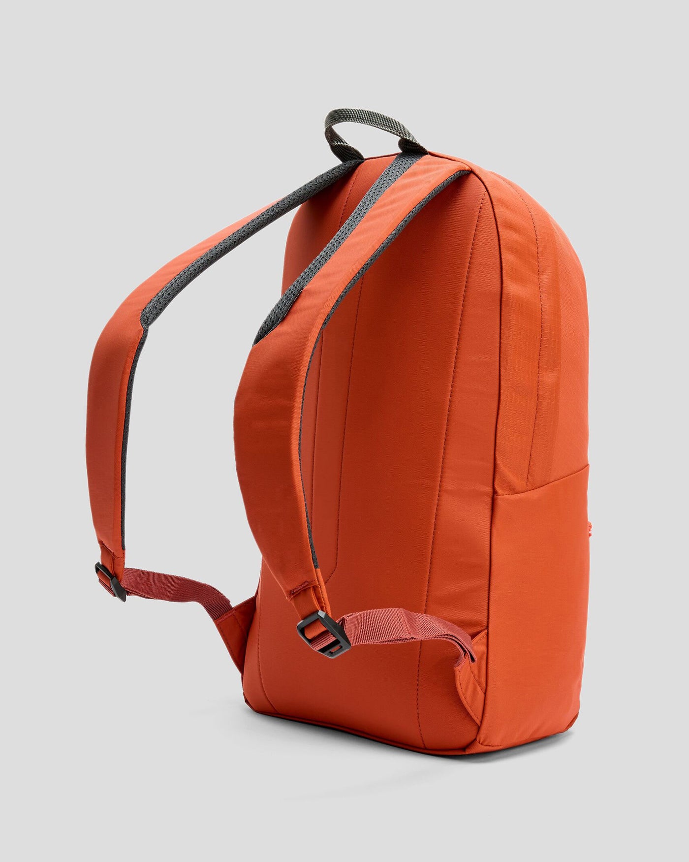 b0784_679_axon_everyday_backpack_1_e_1743630926000