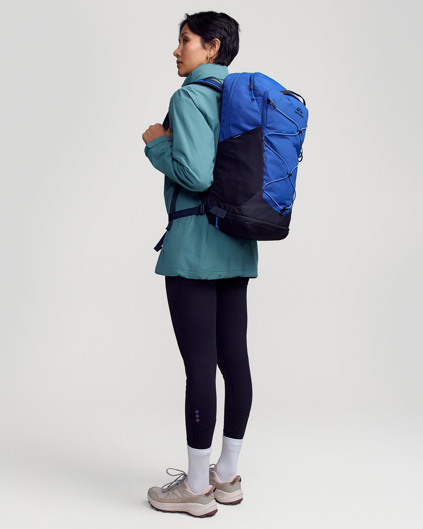 b0788_otq_axon_escape_backpack_28l_blue_b_1754351667000
