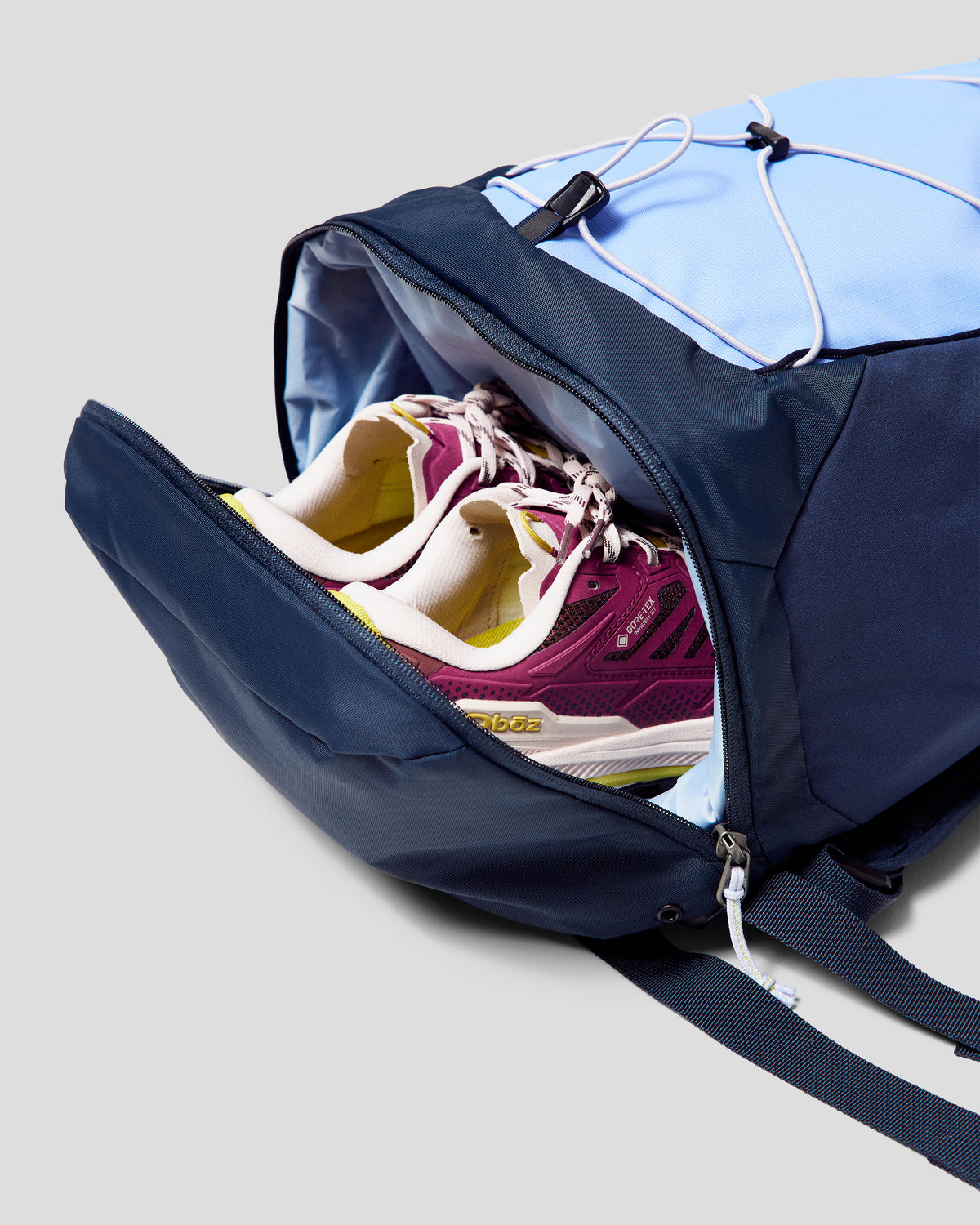 b0788_oyb_axon_escape_backpack_28_litre_e_1792531312000