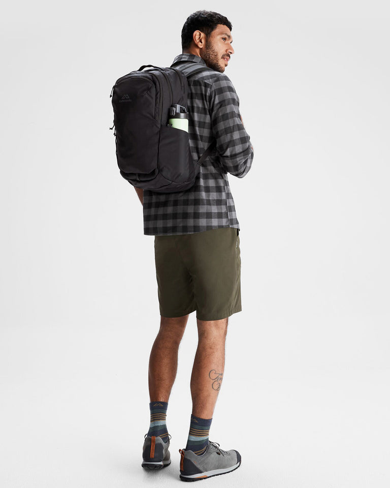 Axon Everyday Backpack - 25L - Black Stingray – Kathmandu AU