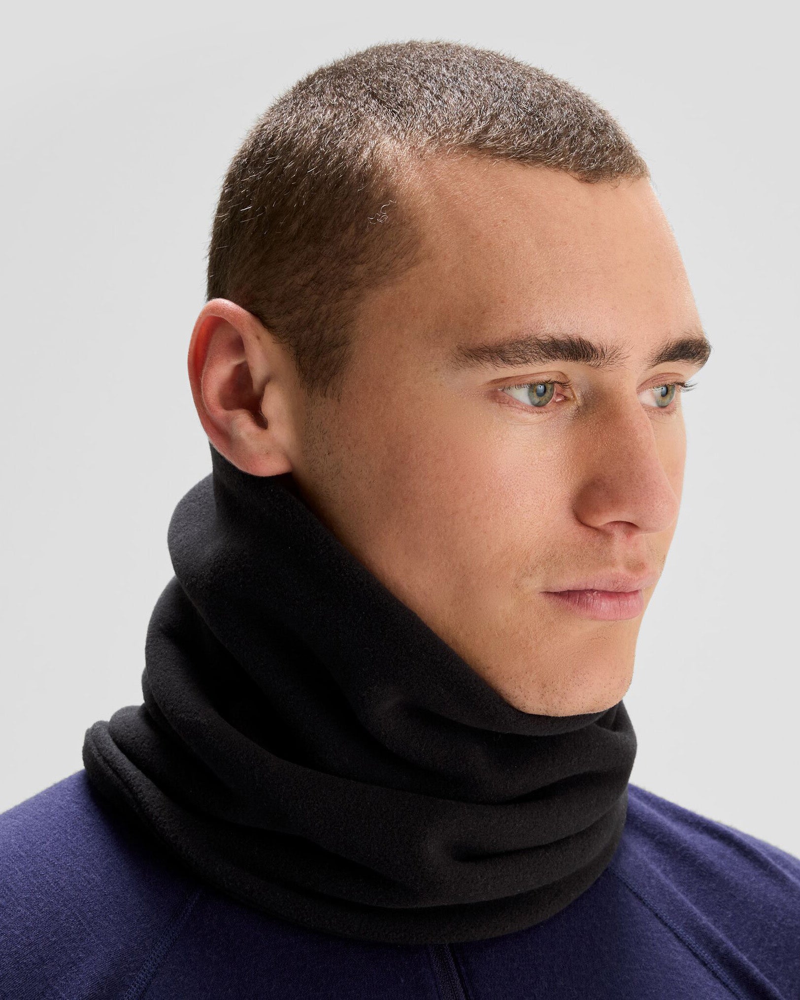 Ridge 100 PrimaLoft® Bio Fleece Neck Gaiter - Black – Kathmandu AU