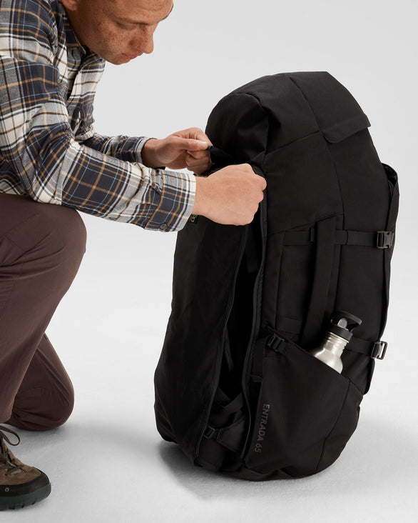 Entrada Pack v3 65L Black Stingray – Kathmandu AU