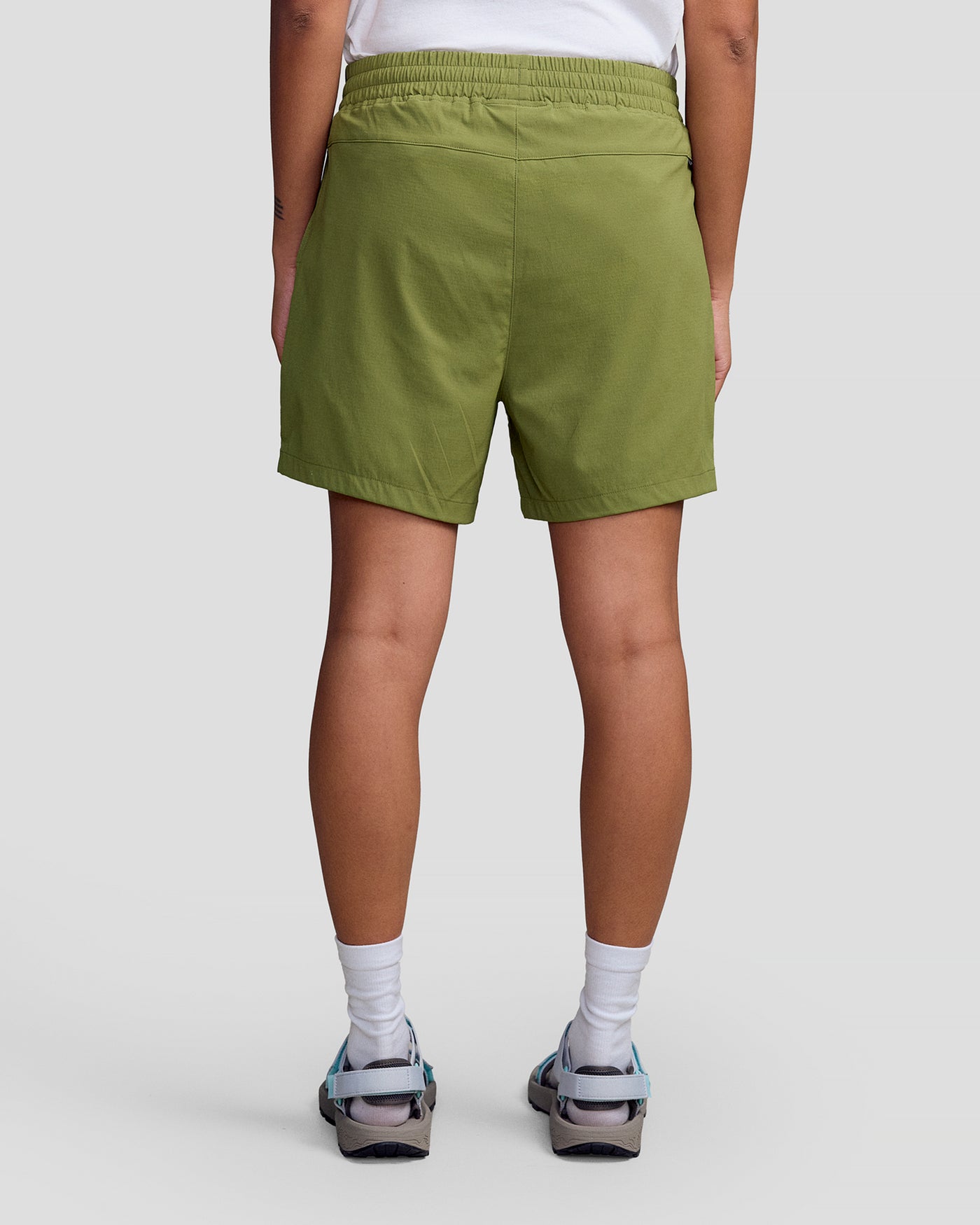 b0850_olf_miro_womens_pull_on_5_inch_shorts_green_m_d_1600x2000_2a2e340_1756934327000