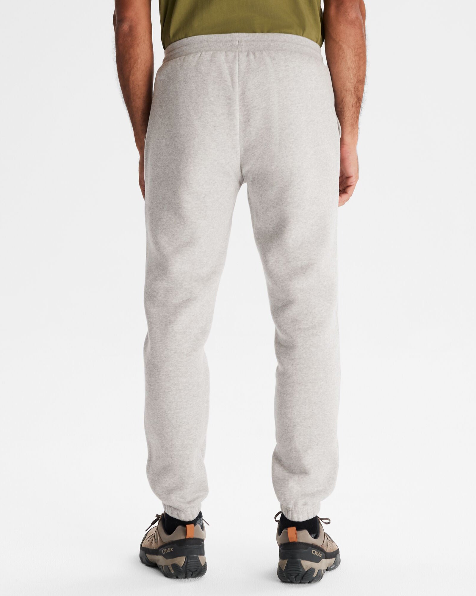 b0866_a54_men-s_logo_bb_jogger_c_1743632595000