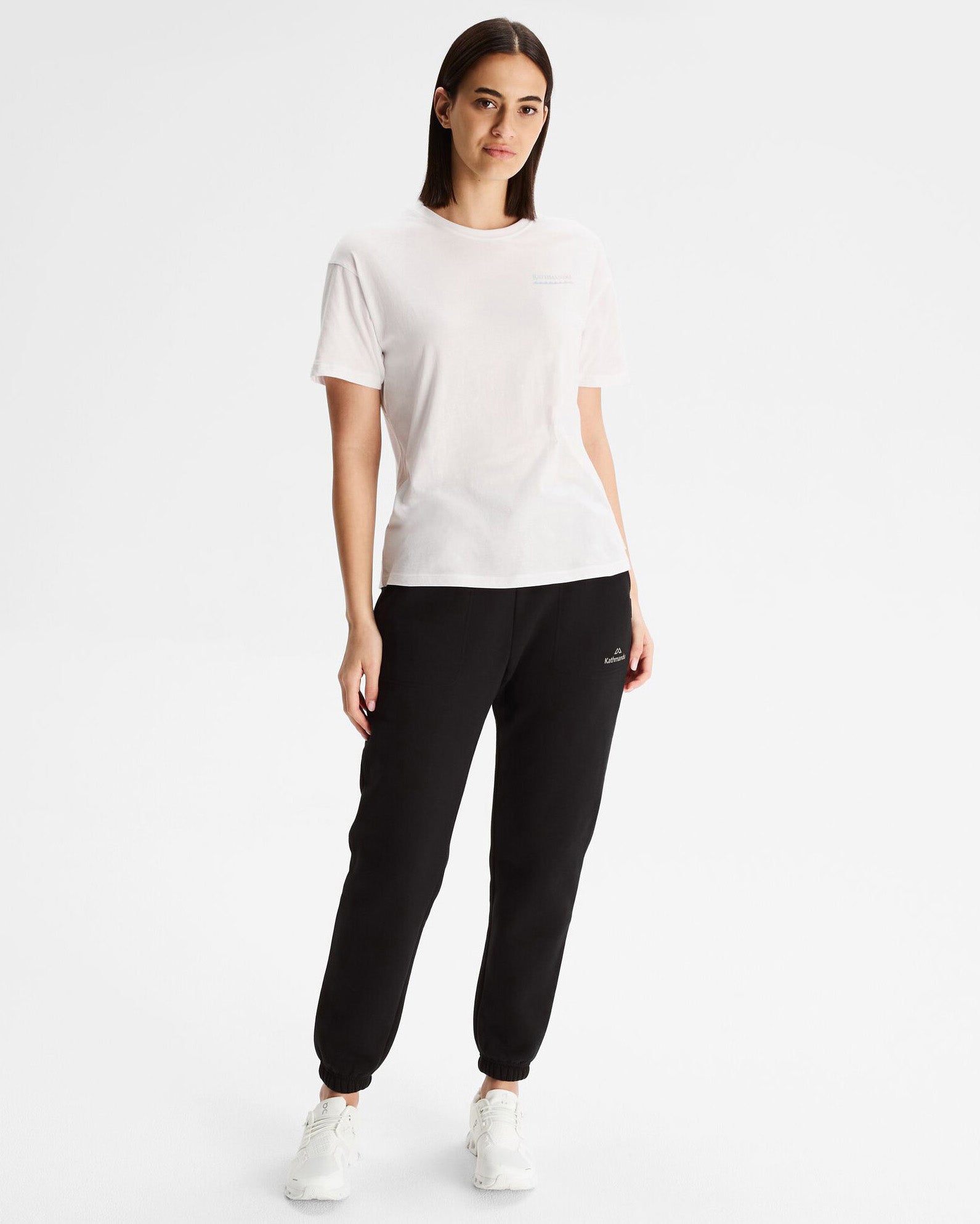 b0867_902_women-s_logo_bb_joggers_b_1743632566000