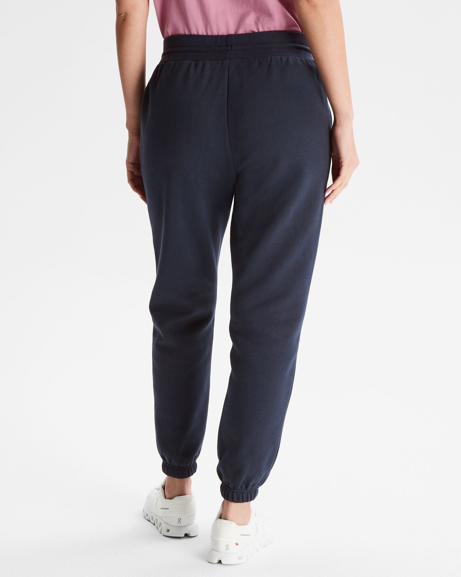 b0867_oje_logo_womens_bb_jogge_c_1743632571000