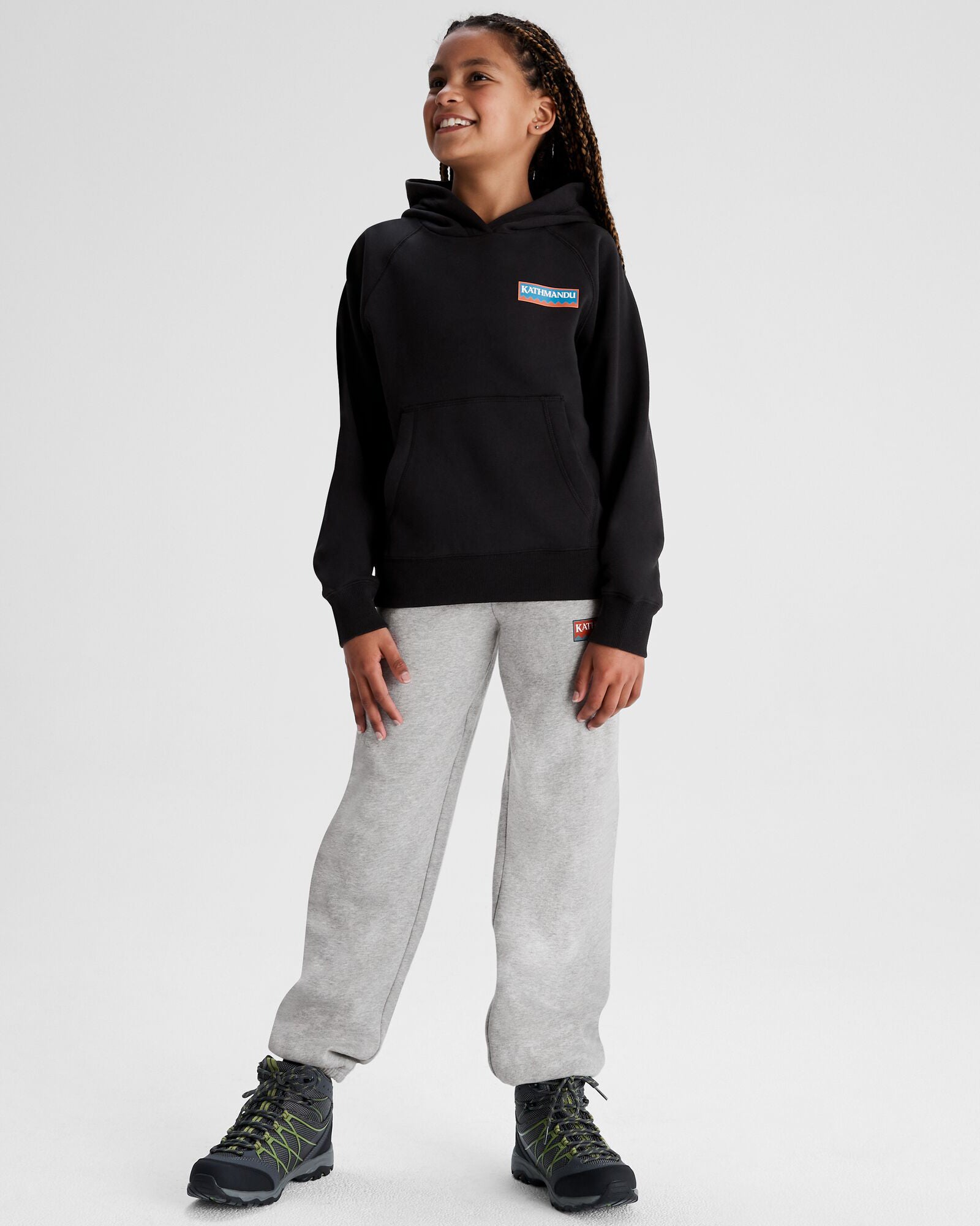 b0869_o4w_heritage_logo_youth_lt_bb_hoodie_b_1744345817000