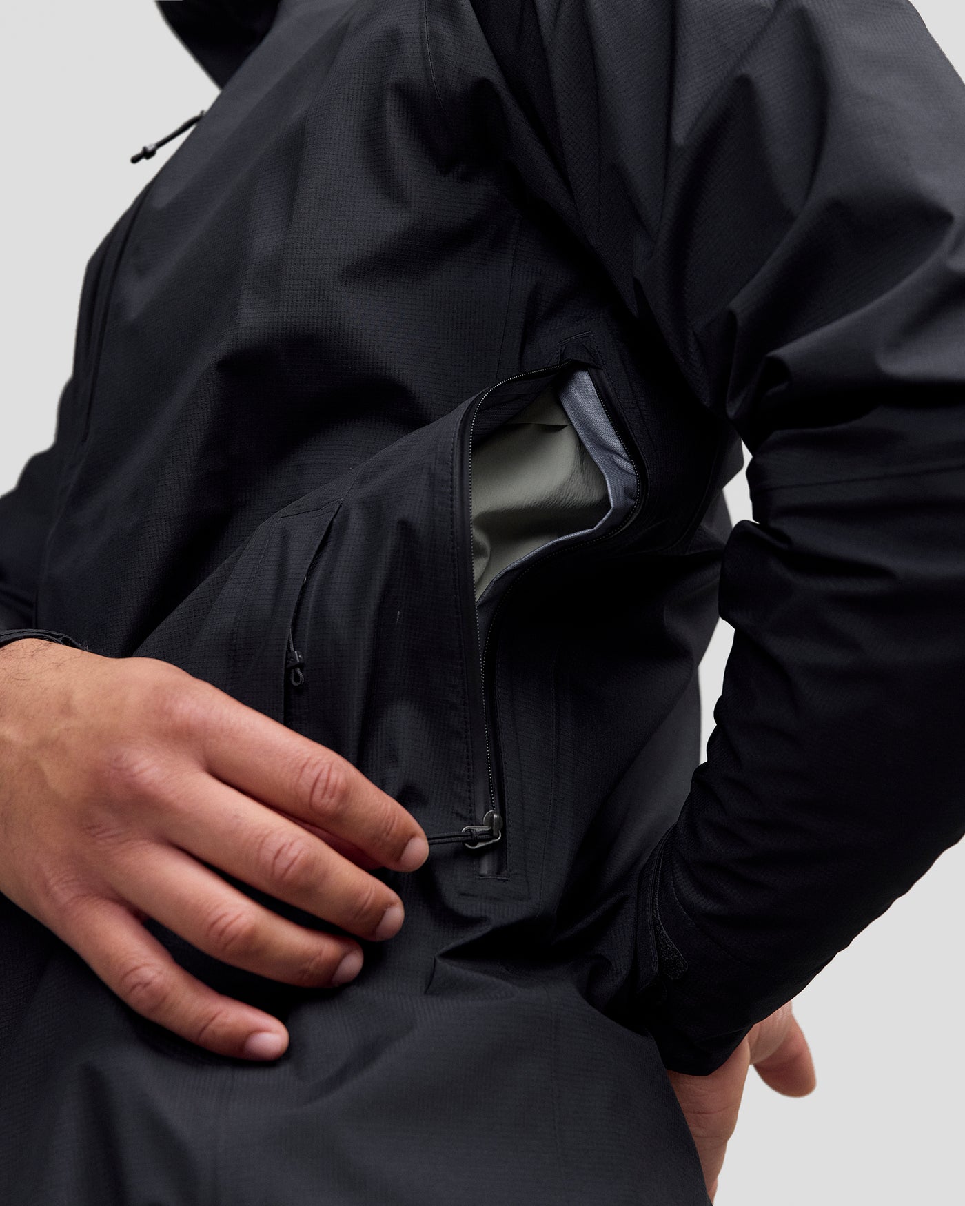 Men's Ridge 3L GORE-TEX Rain Jacket - Black Stingray